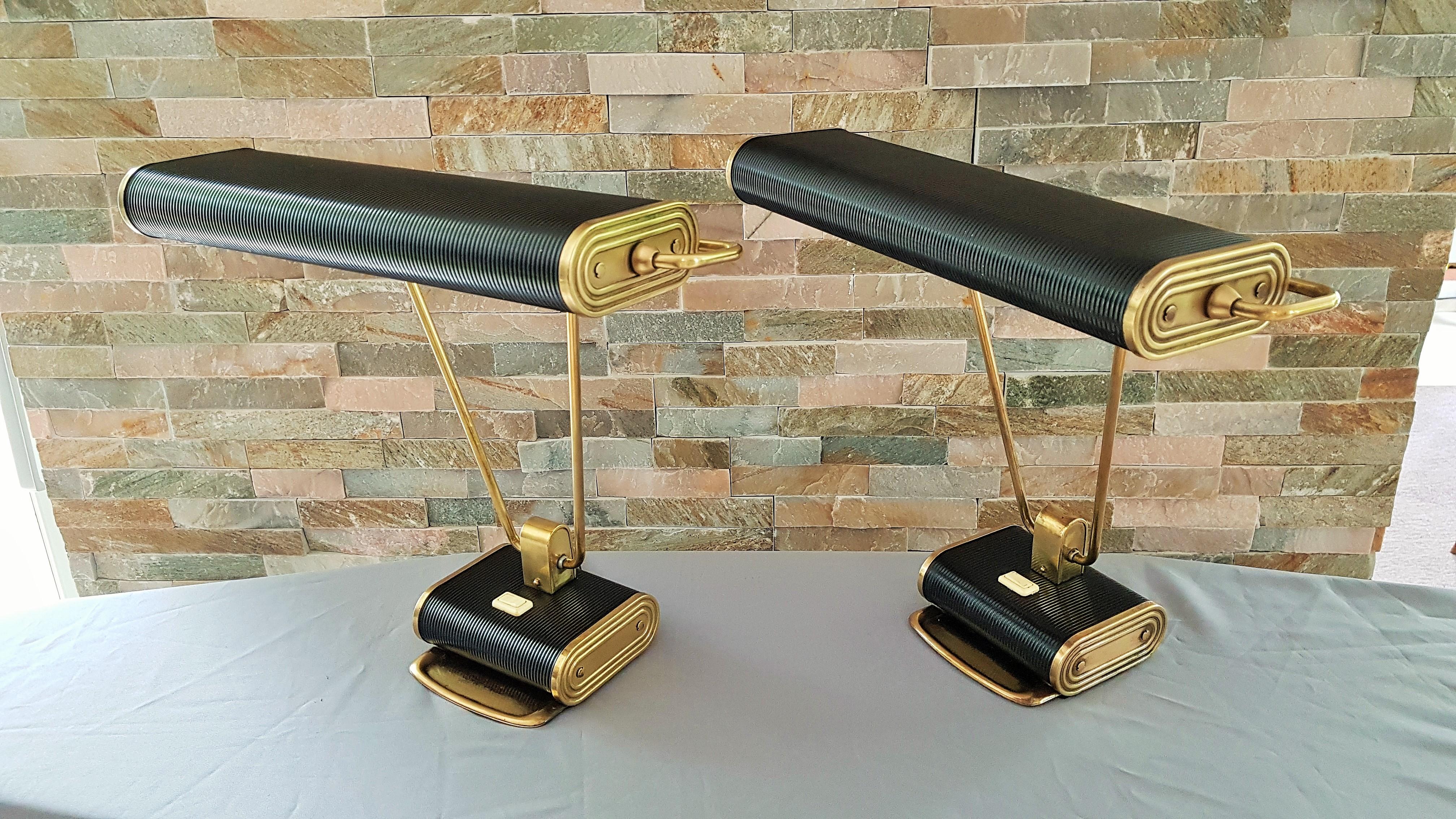 Brass Mid-Century Pair of Table Lamps by Eileen Gray for Jumo, France 1940