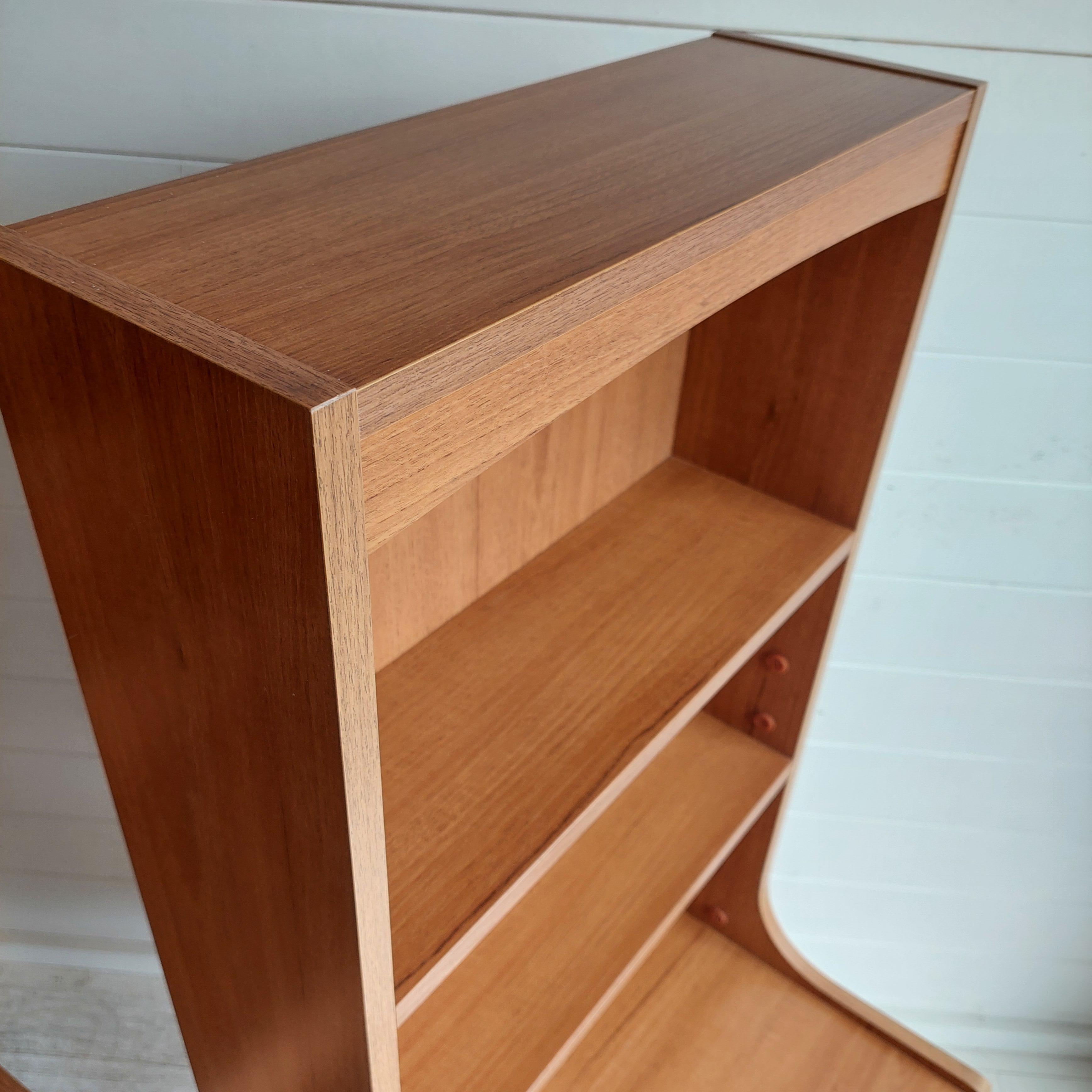 Mid Century Pair of Teak effect Bedside Tables shelving units by Schreiber, 70s 5
