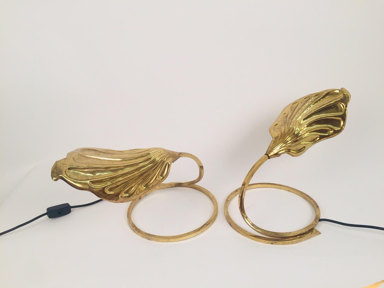 Ein Paar Tommasso Barbi-Tischlampen in Blattform aus Messing für Bottega, Mid-Century  im Zustand „Gut“ im Angebot in Madrid, ES