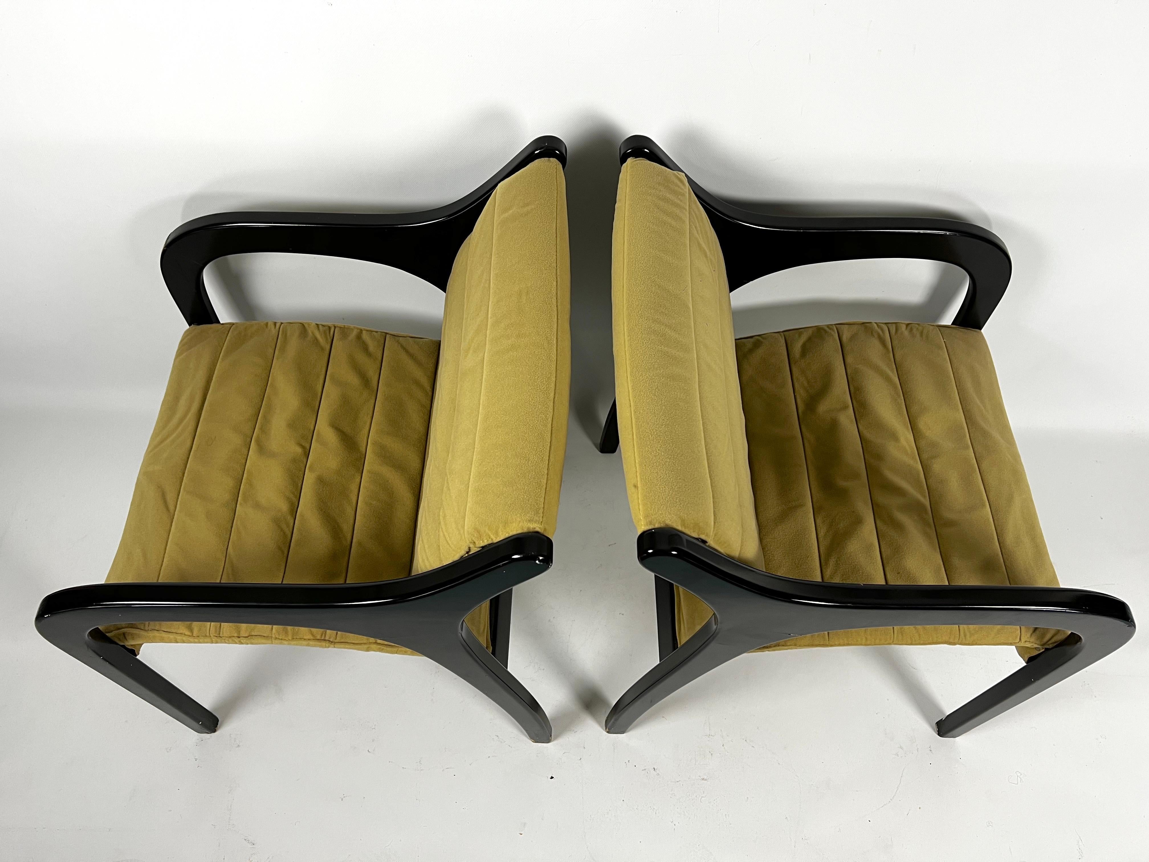 Mid-Century pair of Vivalda lounge chairs by Claudio Salocchi for Sormani. 1960s For Sale 1