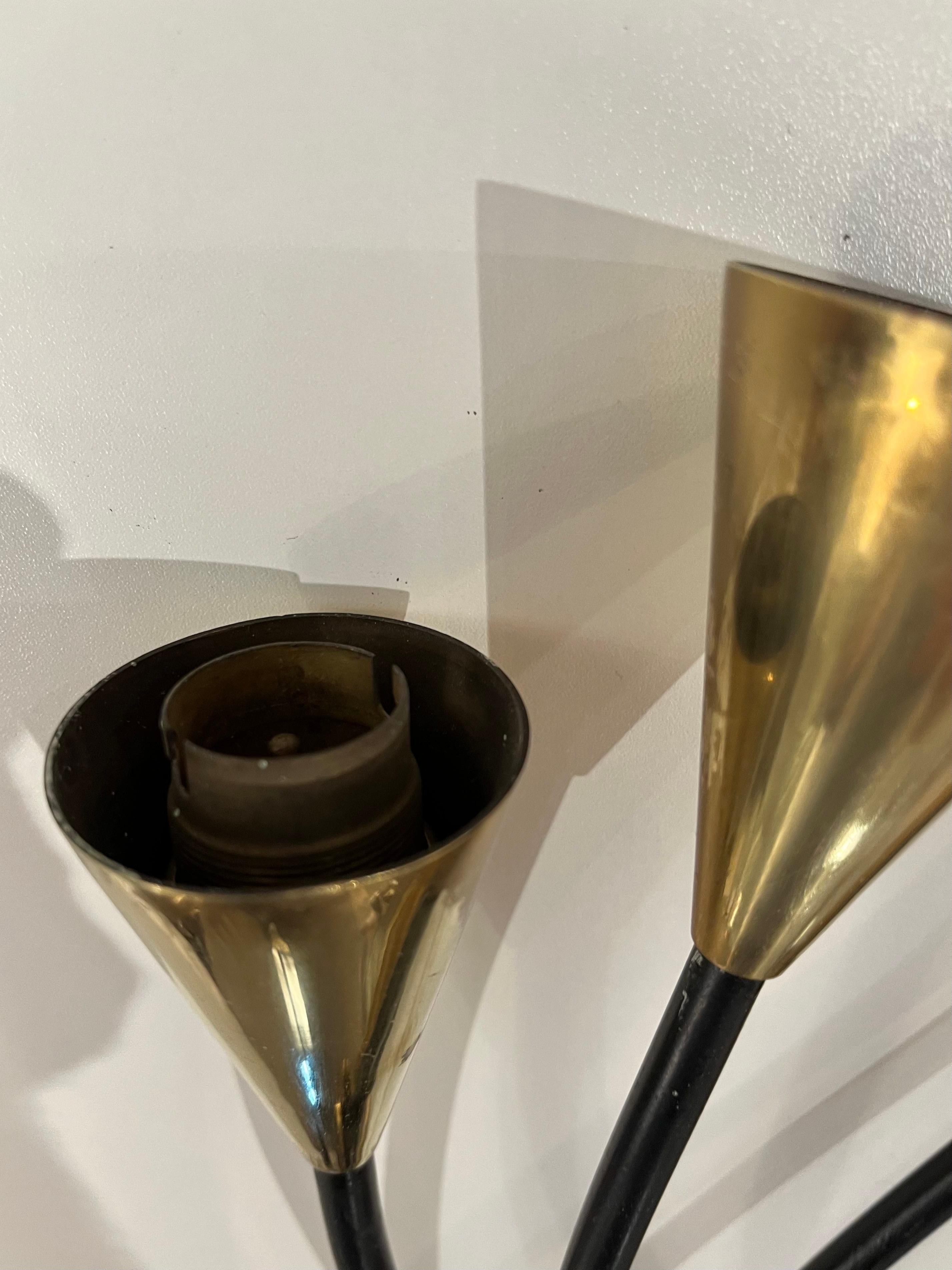 Coppia di lampade da parete Sconce del Mid Century  Maison Lunel Model Arum in vendita 5
