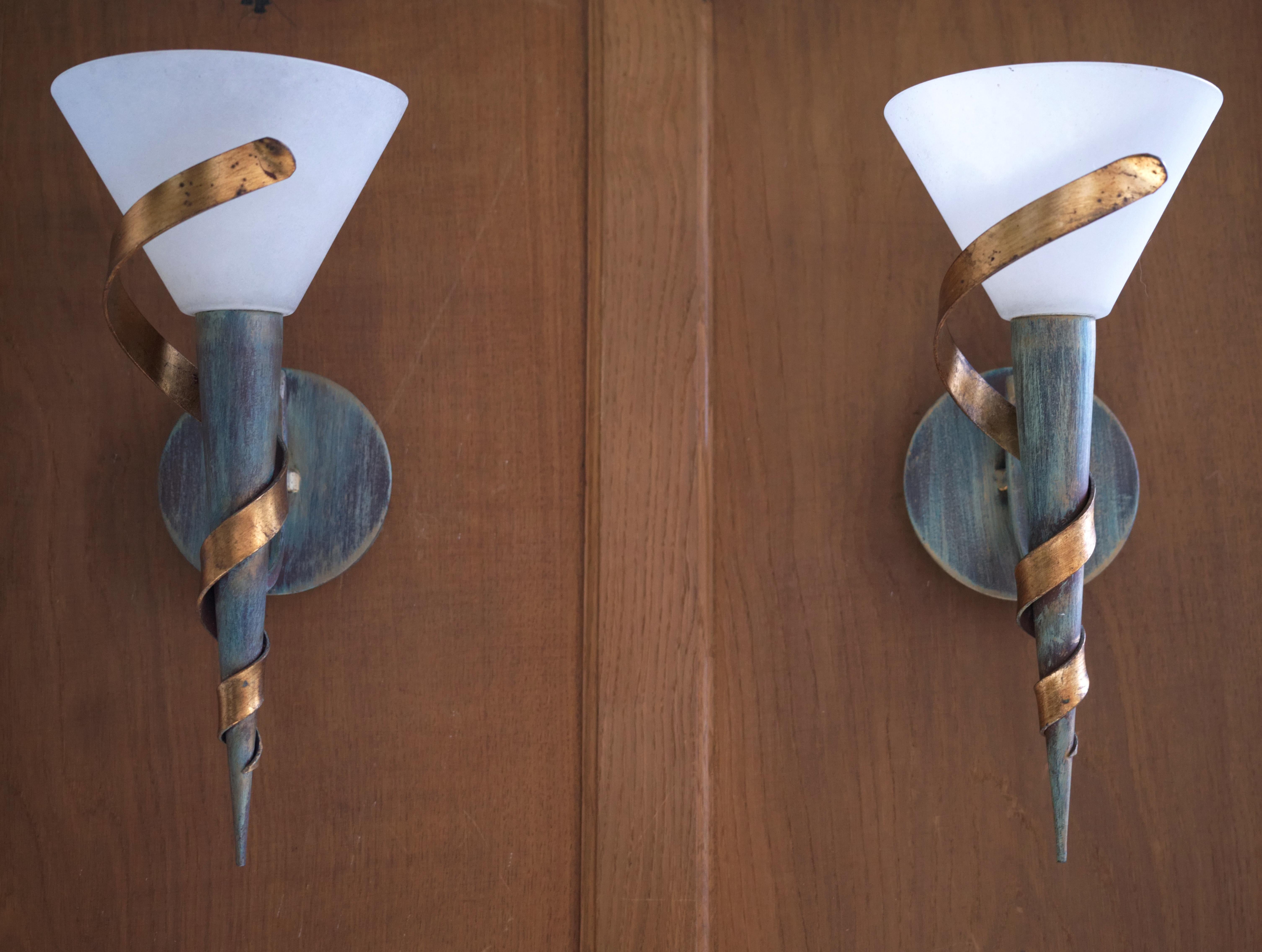 Mid-Century Pair of Wall Sconces, 1970s For Sale 1