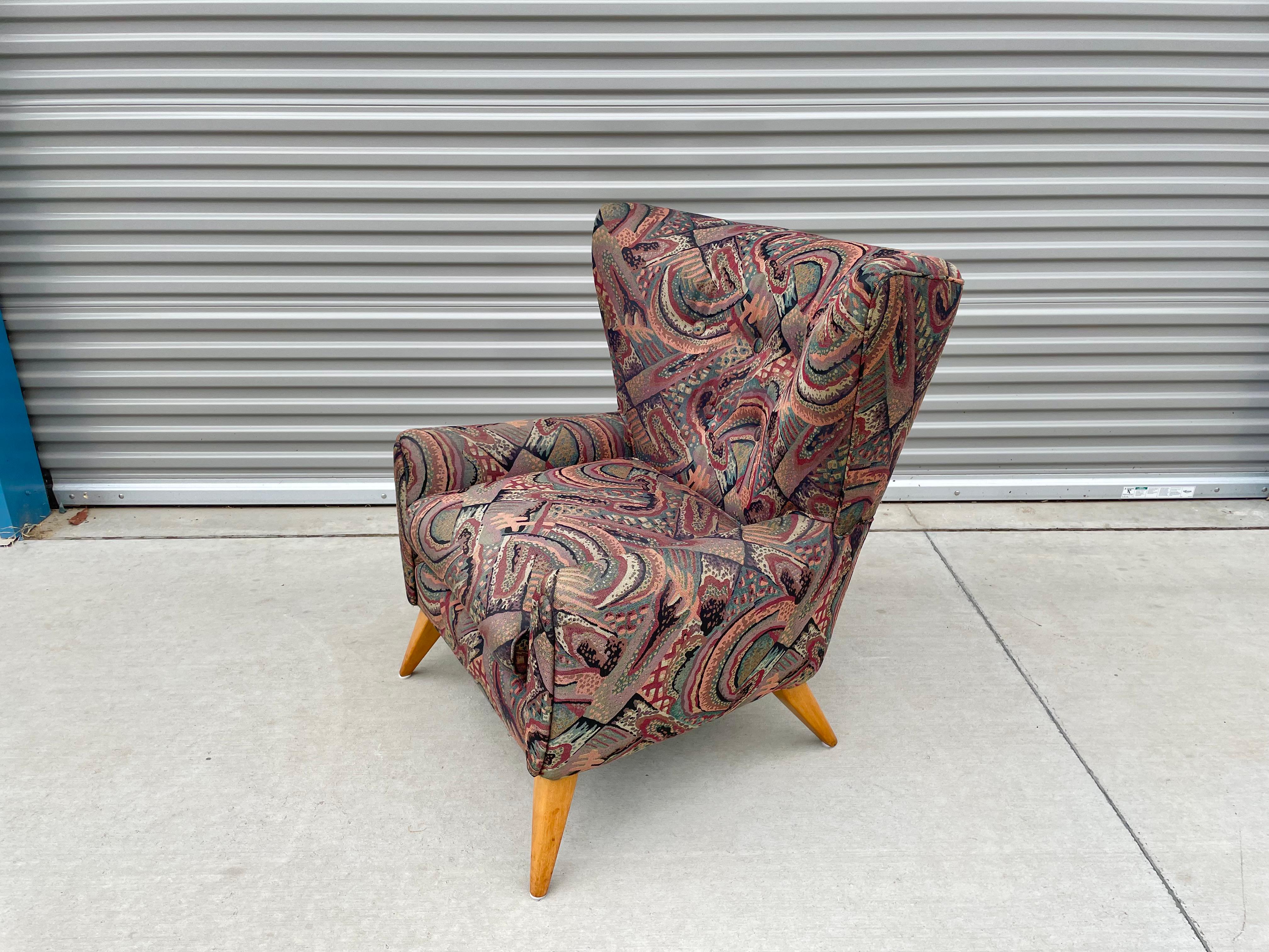 Fabric Midcentury Pair of Wingback Lounge Chairs For Sale
