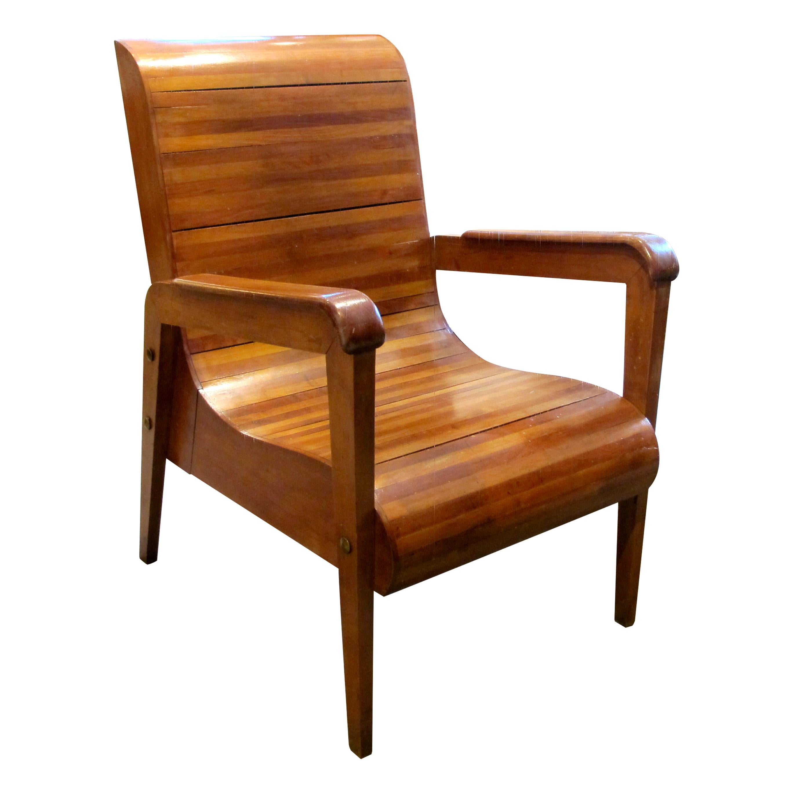 Mid-Century Pair of Wood-Slatted Curved Chair, Italian In Good Condition For Sale In London, GB