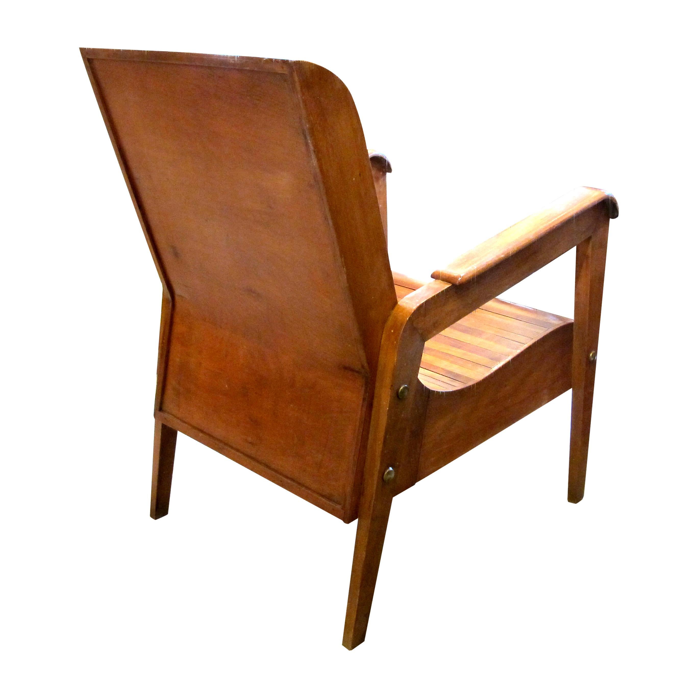 Mid-Century Pair of Wood-Slatted Curved Chair, Italian For Sale 1