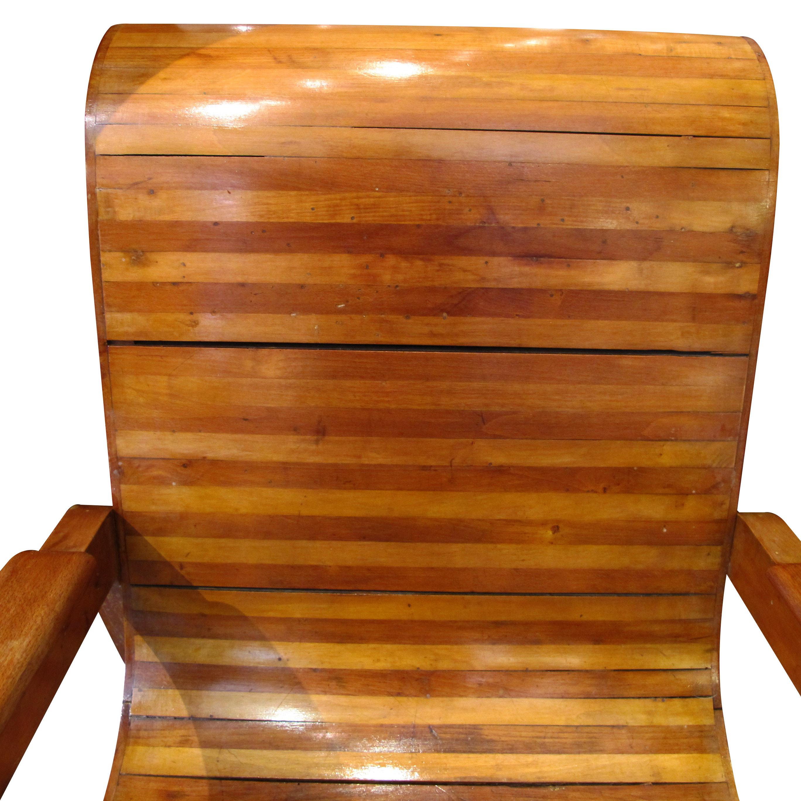 Mid-Century Pair of Wood-Slatted Curved Chair, Italian For Sale 3