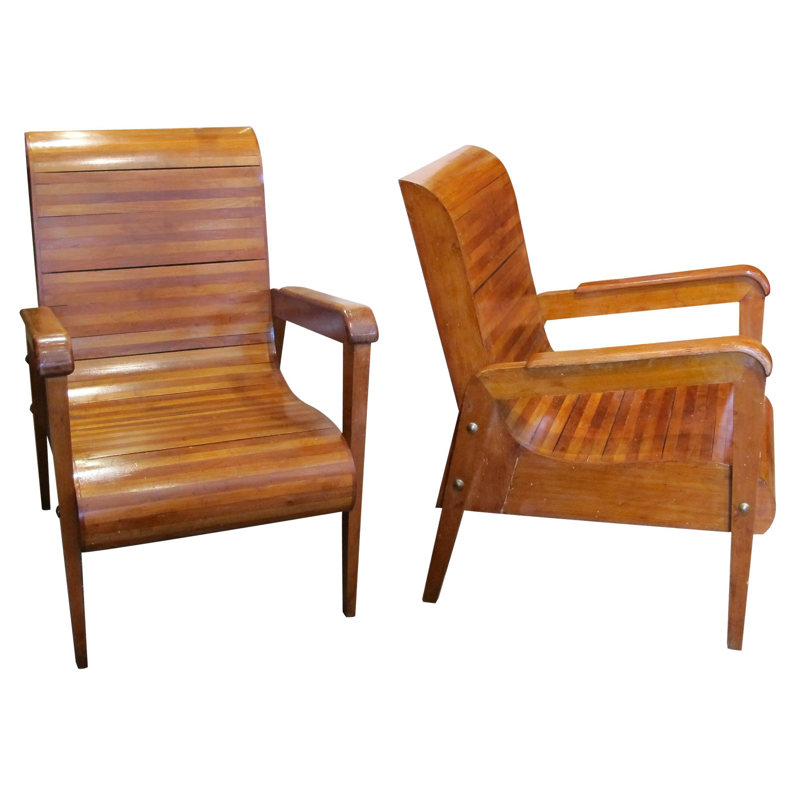 Mid-Century Pair of Wood-Slatted Curved Chair, Italian For Sale