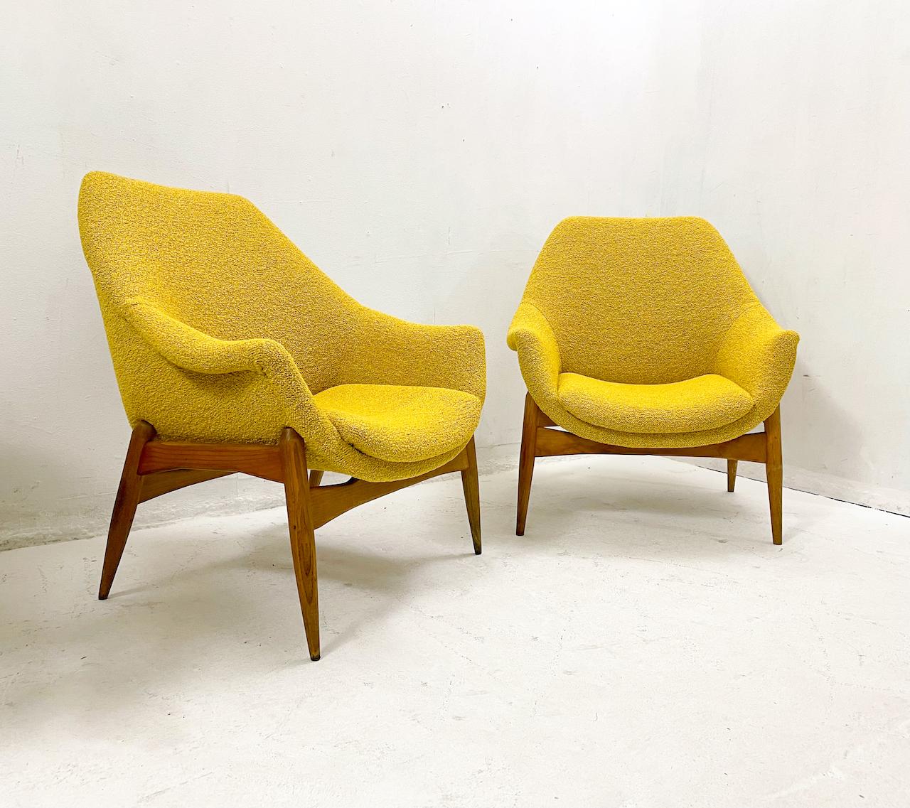 Mid-Century Pair of Yellow Fabric Armchairs by Julia Gaubek, Hungary, 1950s.
