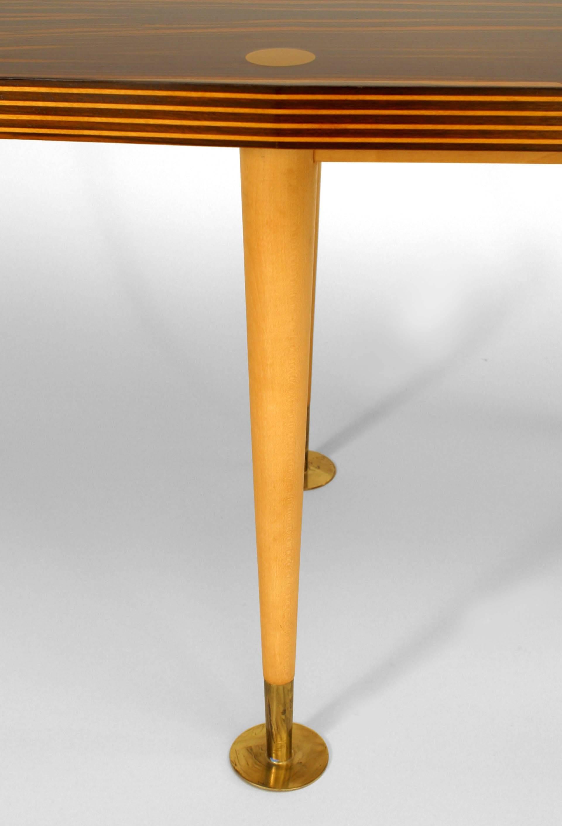 Milieu du XXe siècle Table basse moderne italienne en palissandre, érable et sycomore en vente