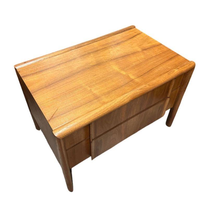 Mid-20th Century Mid Century Parallel End Table Nightstand by Barney Flagg For Drexel For Sale