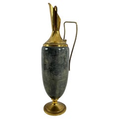 Brocca in pergamena e ottone di Aldo Tura del 1950