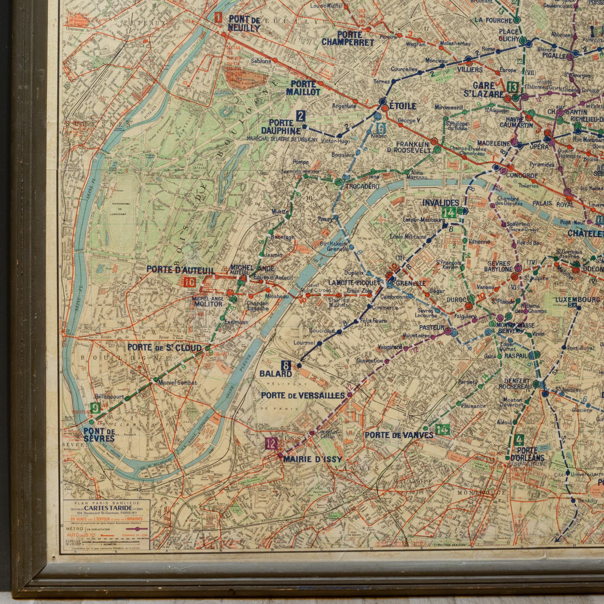 Mid-century Paris Metro Map c.1966 In Good Condition In San Francisco, CA