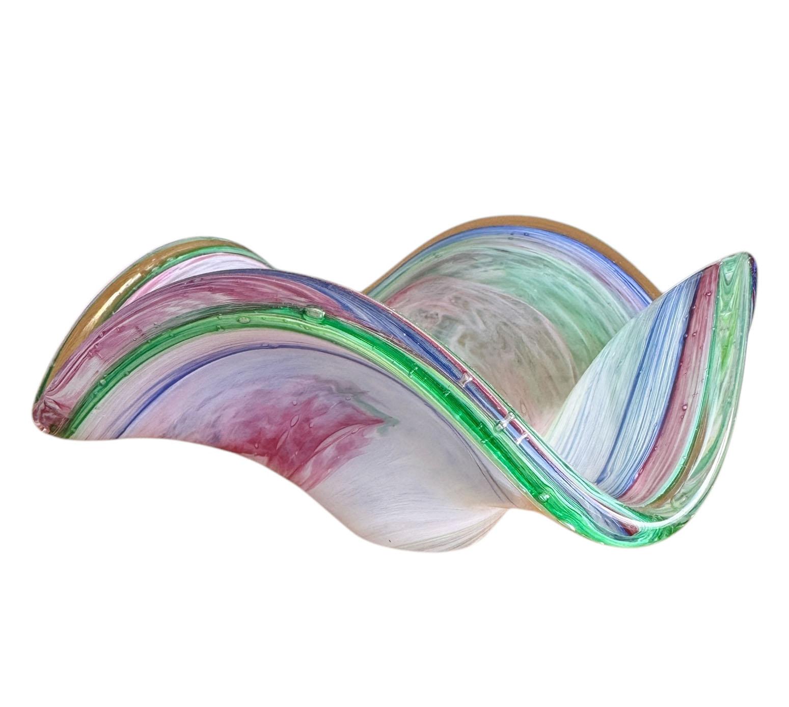 Fin du 20e siècle Bol Murano aux teintes pastel du milieu du siècle dernier en vente
