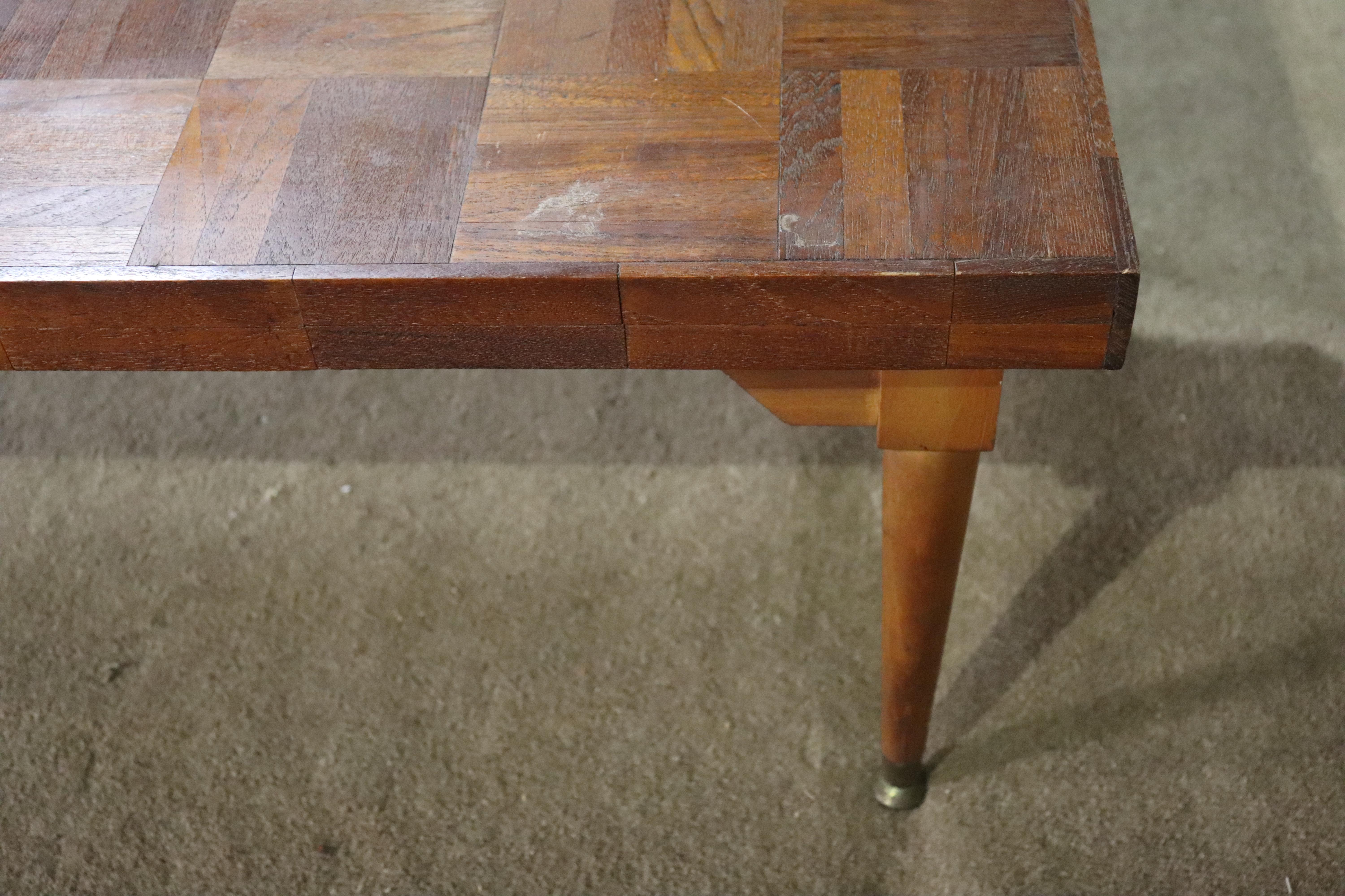 Table basse patchwork du milieu du siècle dernier en vente 4