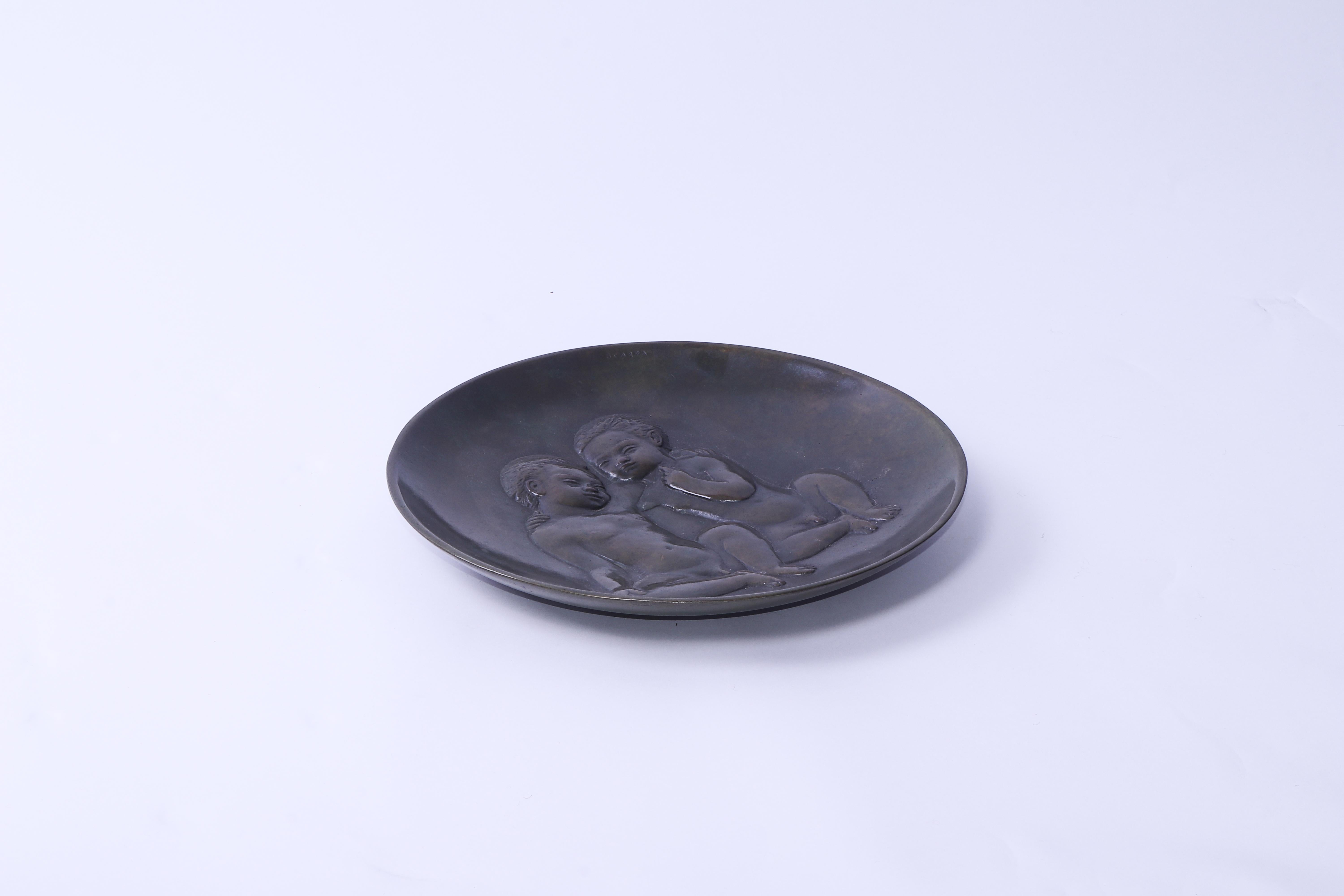 French Mid-Century Patinated Bronze Bowl 'Interlaced Twins' For Sale