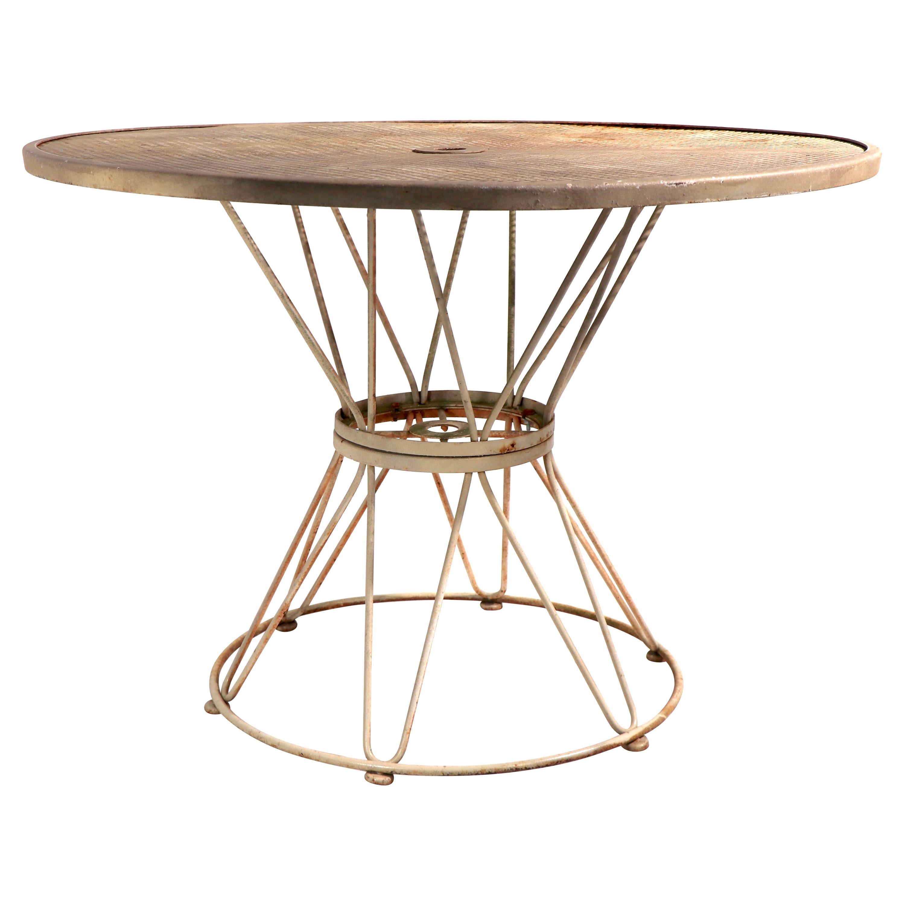 Mesa de comedor Mid Century Patio Garden de Homecrest