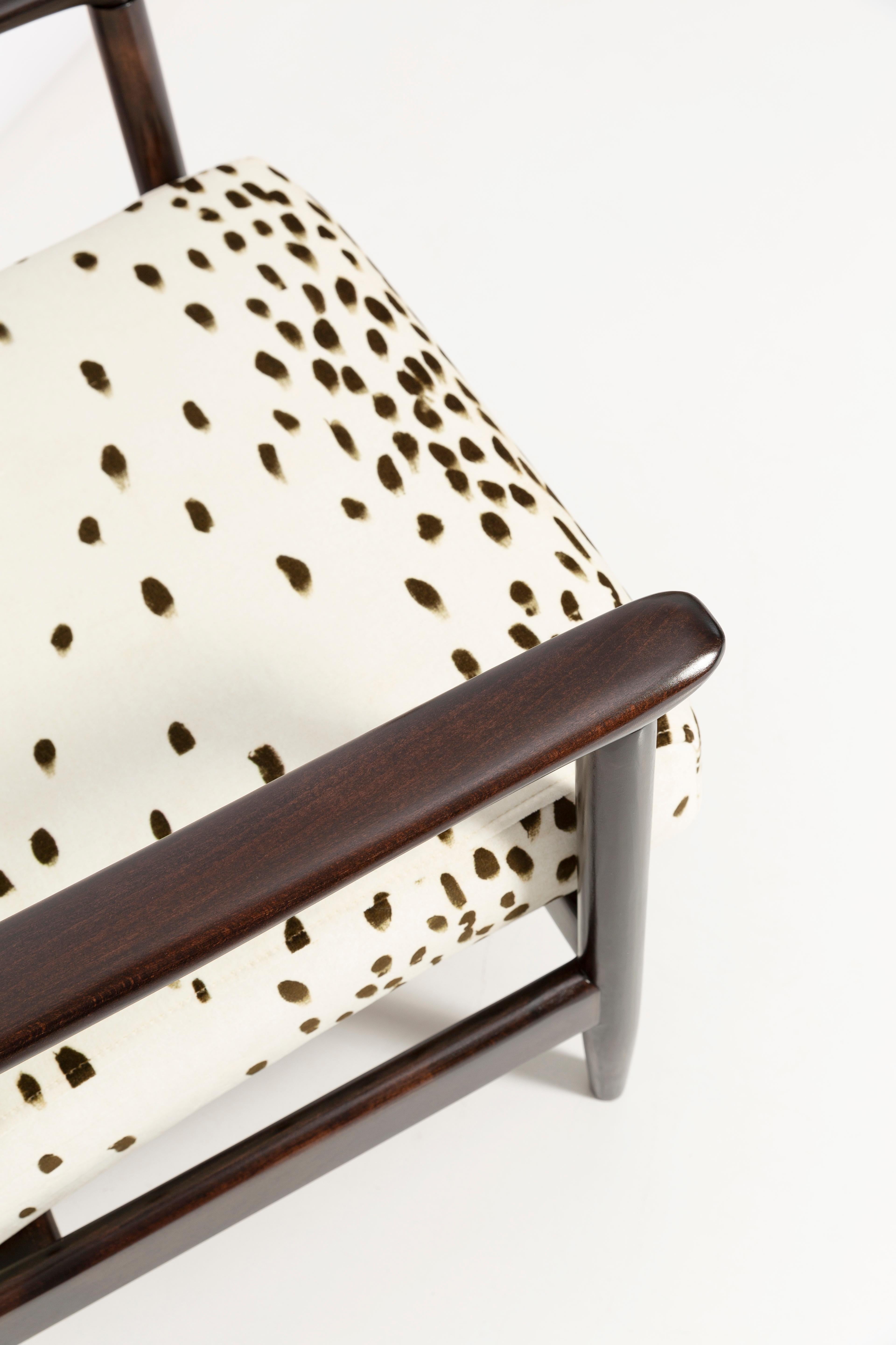 Dalmatinischer Sessel mit Muster aus der Mitte des Jahrhunderts von Edmund Homa, Europa, 1960er Jahre (Moderne der Mitte des Jahrhunderts) im Angebot