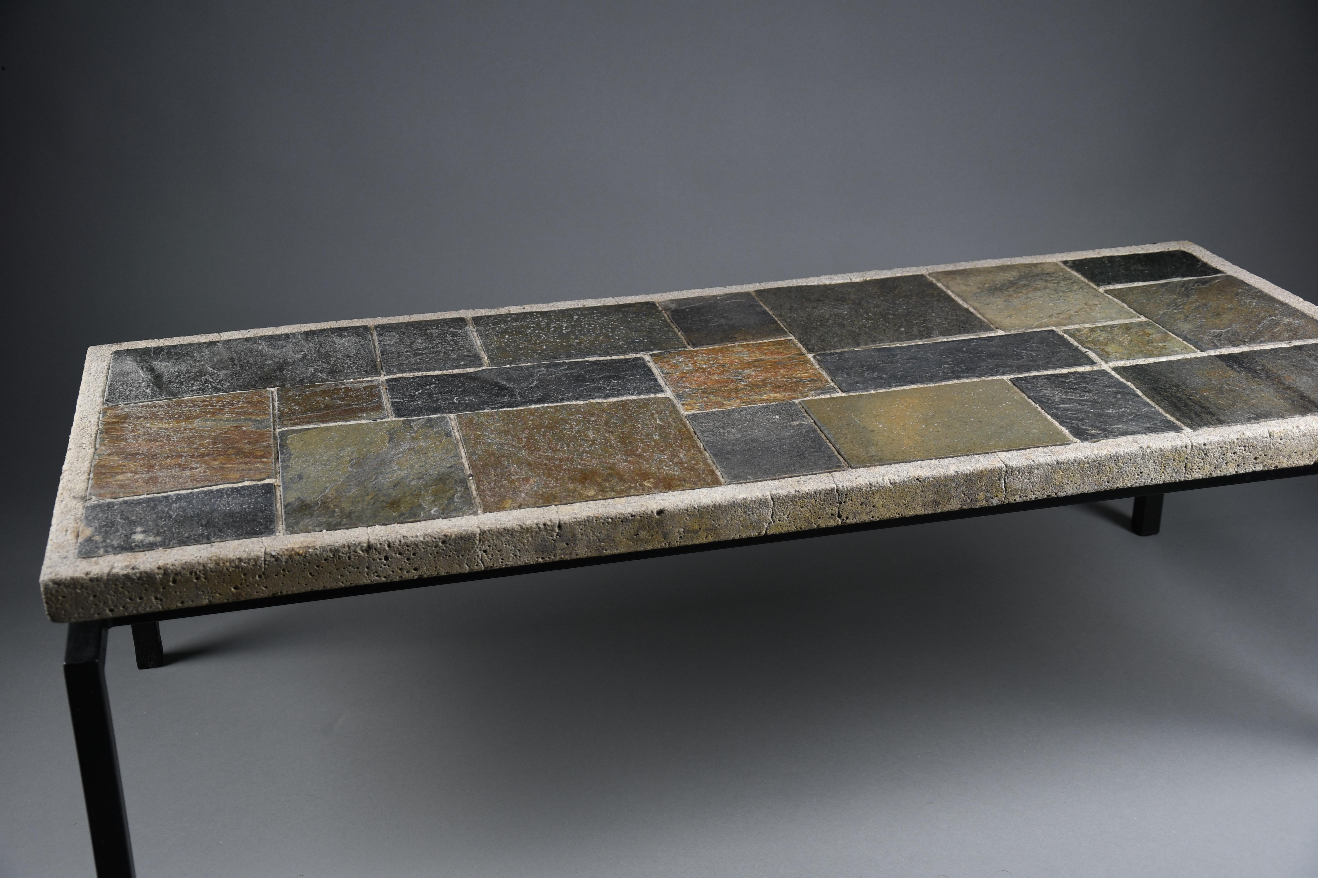 Mid-century Paul Kingma coffee table with “floating” top, 1960s en vente 3