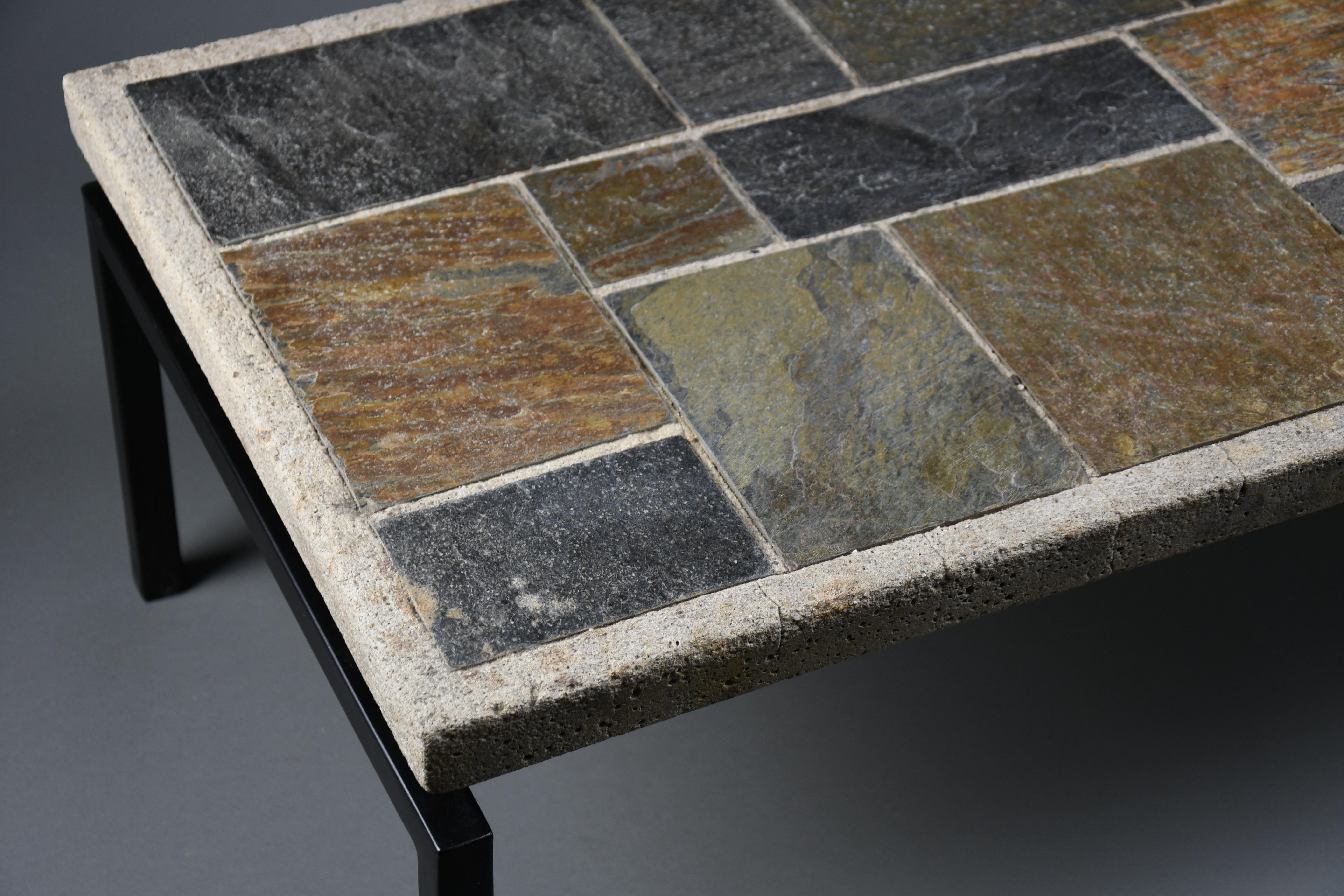 Mid-century Paul Kingma coffee table with “floating” top, 1960s en vente 4