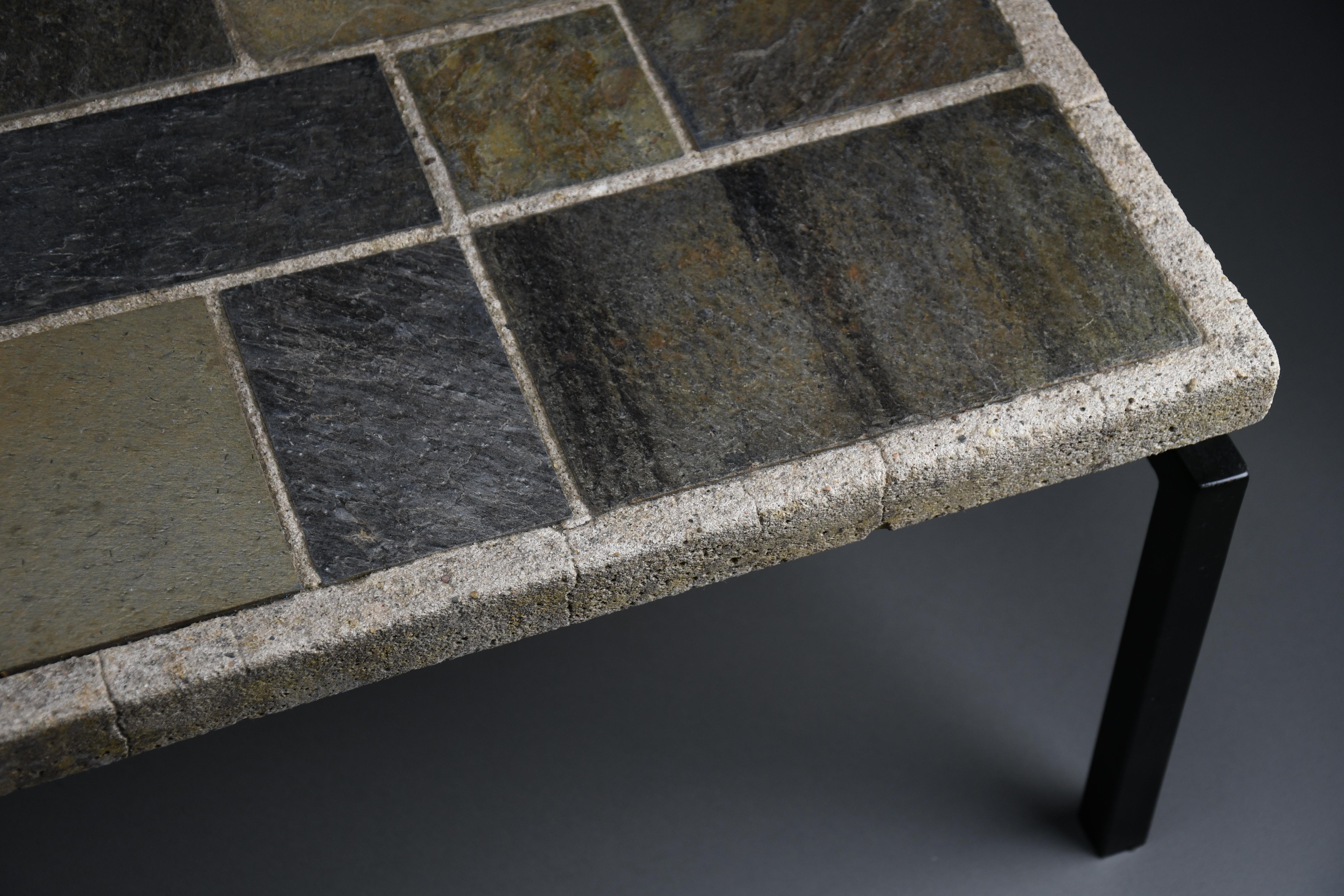 Mid-century Paul Kingma coffee table with “floating” top, 1960s en vente 5