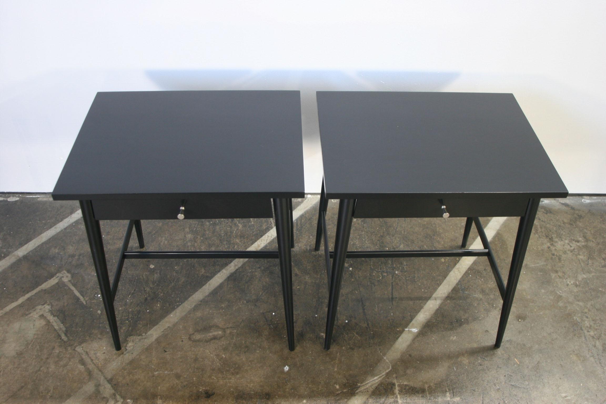 Midcentury Paul McCobb #1586 Nightstands Black Lacquer Finish Nickel Knobs In Good Condition In BROOKLYN, NY