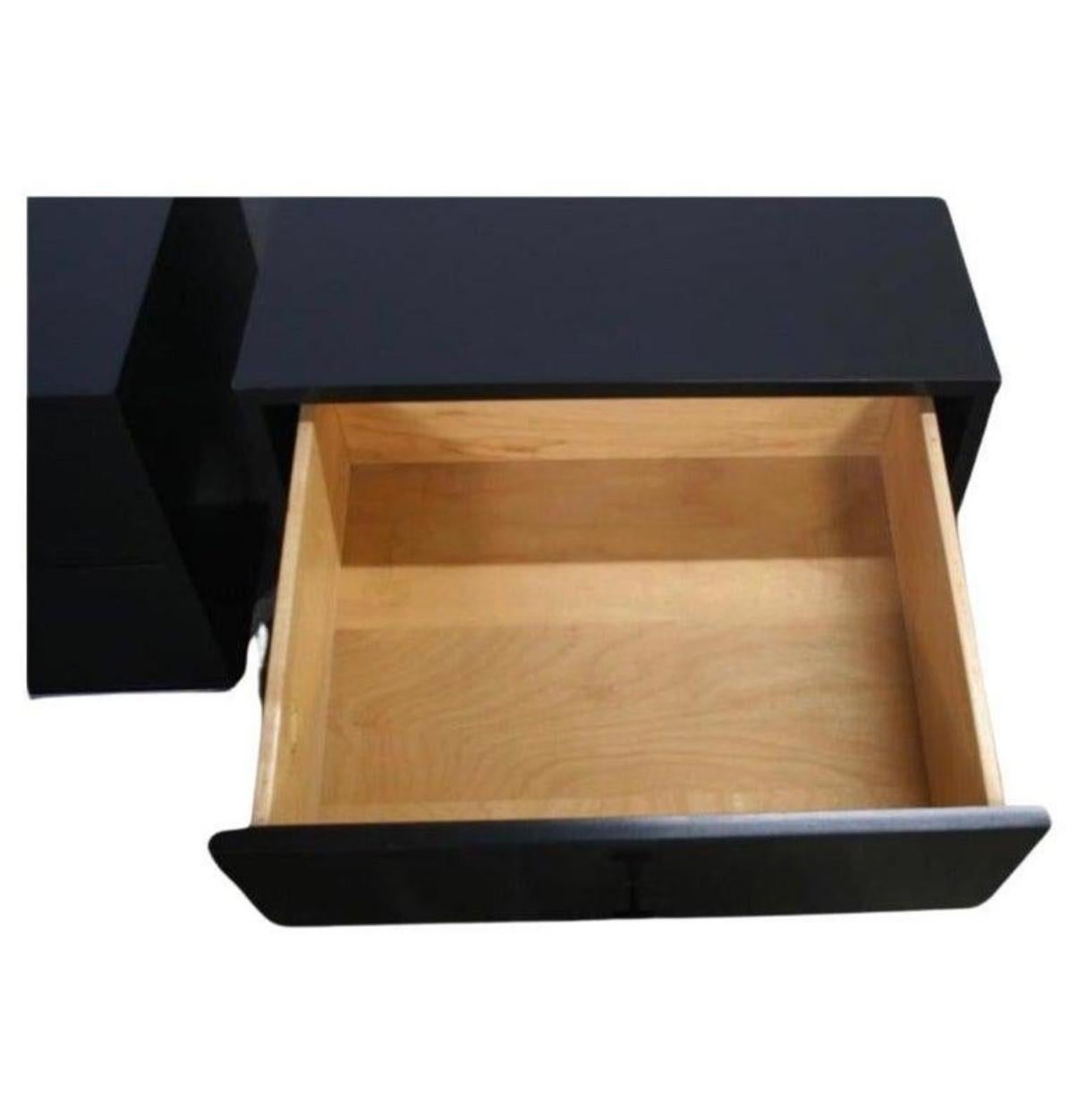 Mid-Century Modern Mid century Paul McCobb 2 Drawer #1503 Nightstands Black Lacquer T Pulls en vente