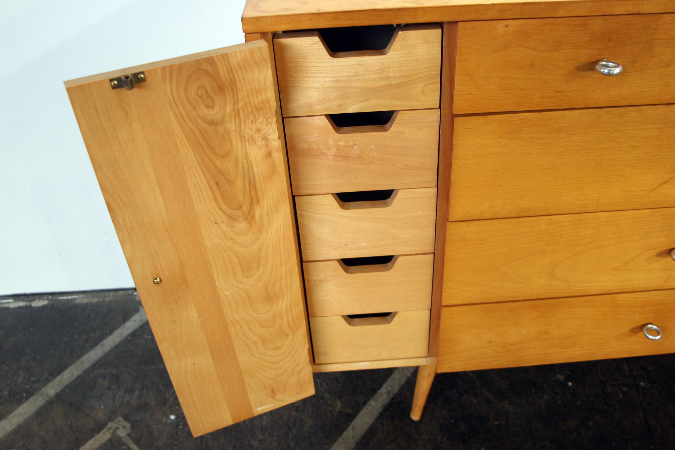 Aluminum Midcentury Paul McCobb Maple 20-Drawer Dresser #1510 Blonde Ring Pulls