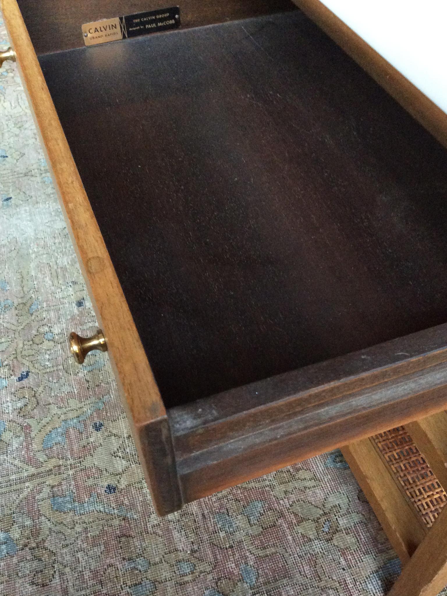 Midcentury Paul McCobb Occasional Table 1