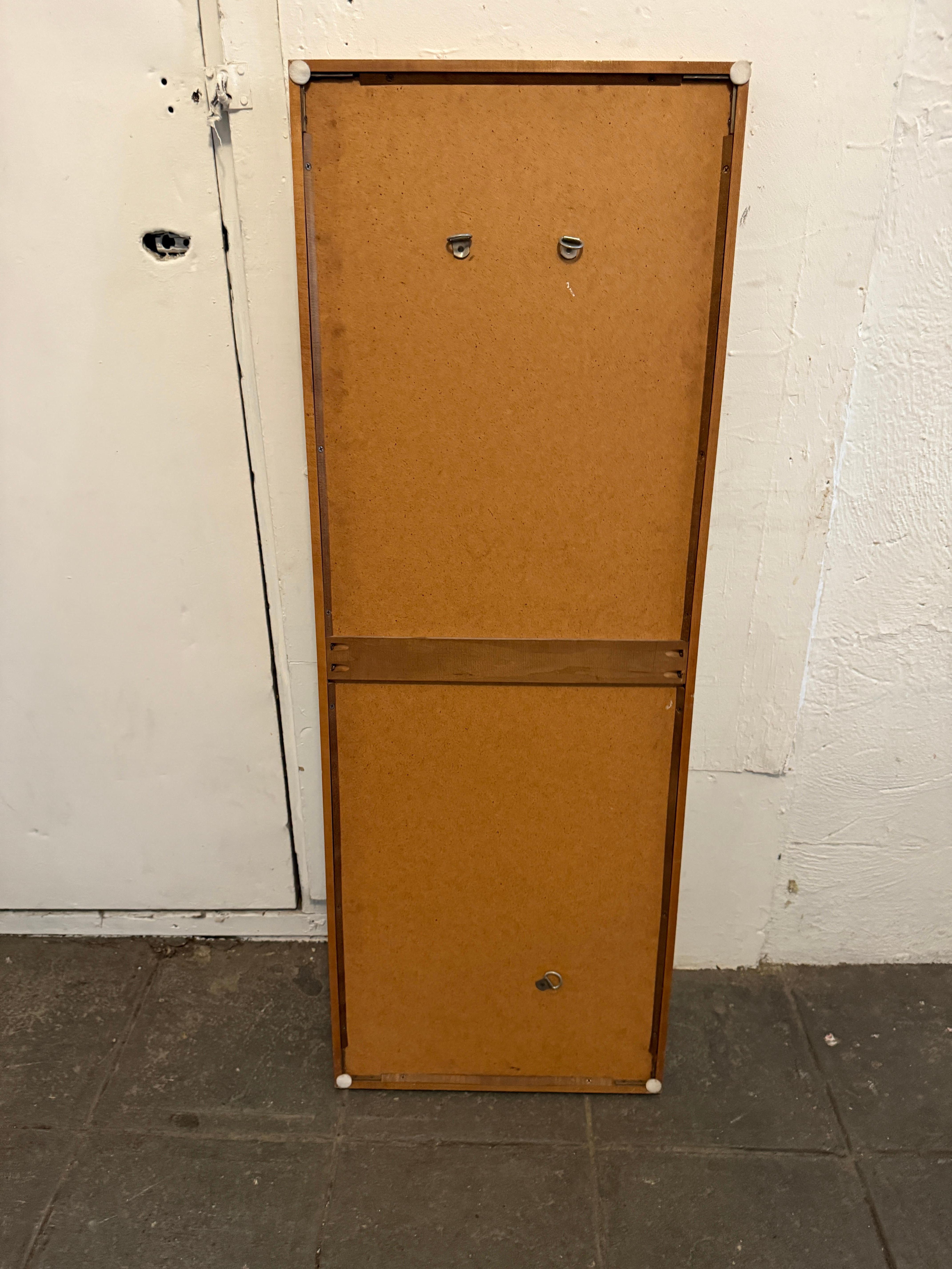 Espejo de pared estrecho de arce macizo de mediados de siglo Paul McCobb Planner Group Estadounidense en venta