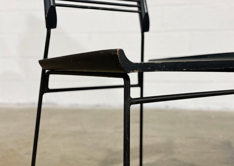 All original black lacquer Paul McCobb Planner Group #1533 shovel side dining chair. Solid maple seat and minimalist spindle backrest atop an iron base. Iconic design, scarcely seen original condition black lacquer seat and back. Rare original ball