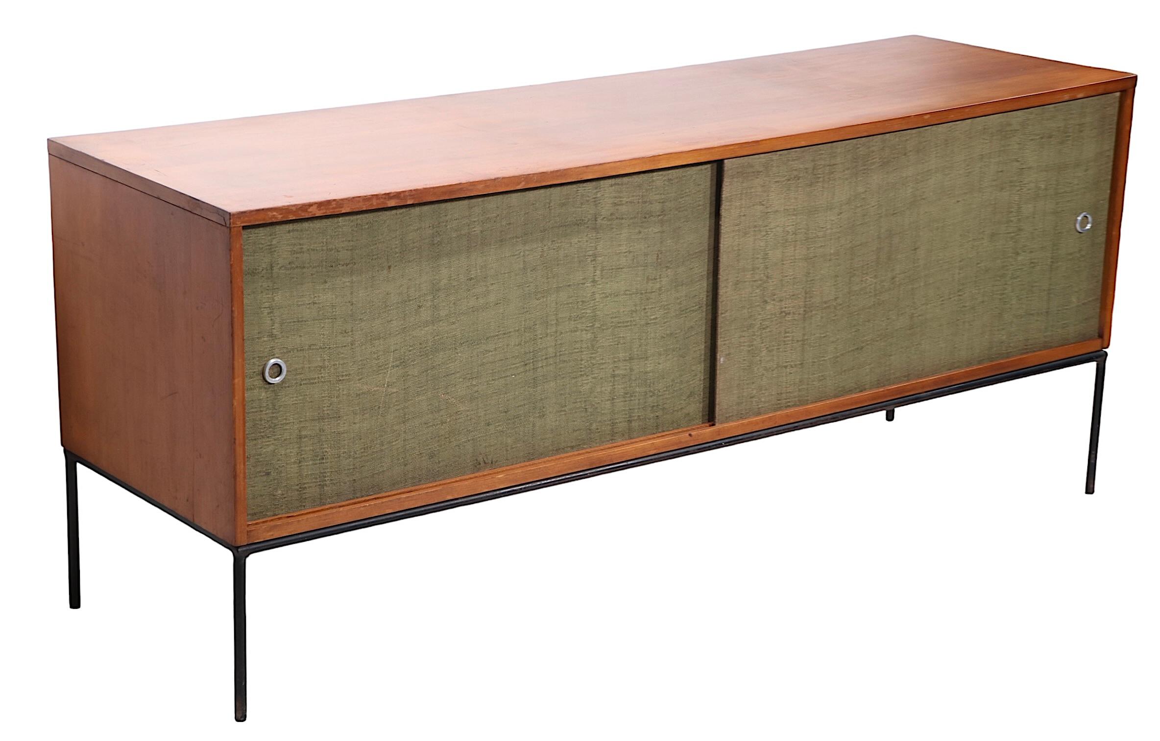  Mid Century Paul McCobb Winchendon  Planner Group Cabinet c. 1950's  For Sale 4