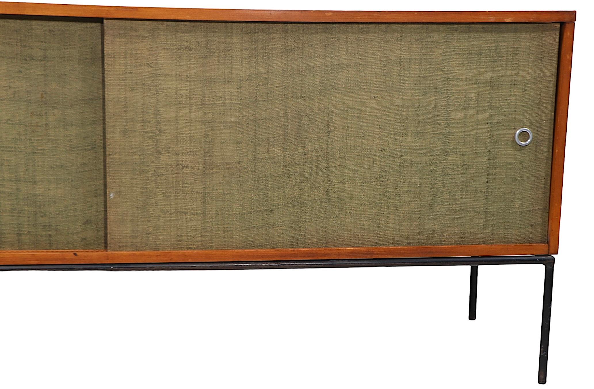  Mid Century Paul McCobb Winchendon  Planner Group Cabinet c. 1950's  For Sale 7