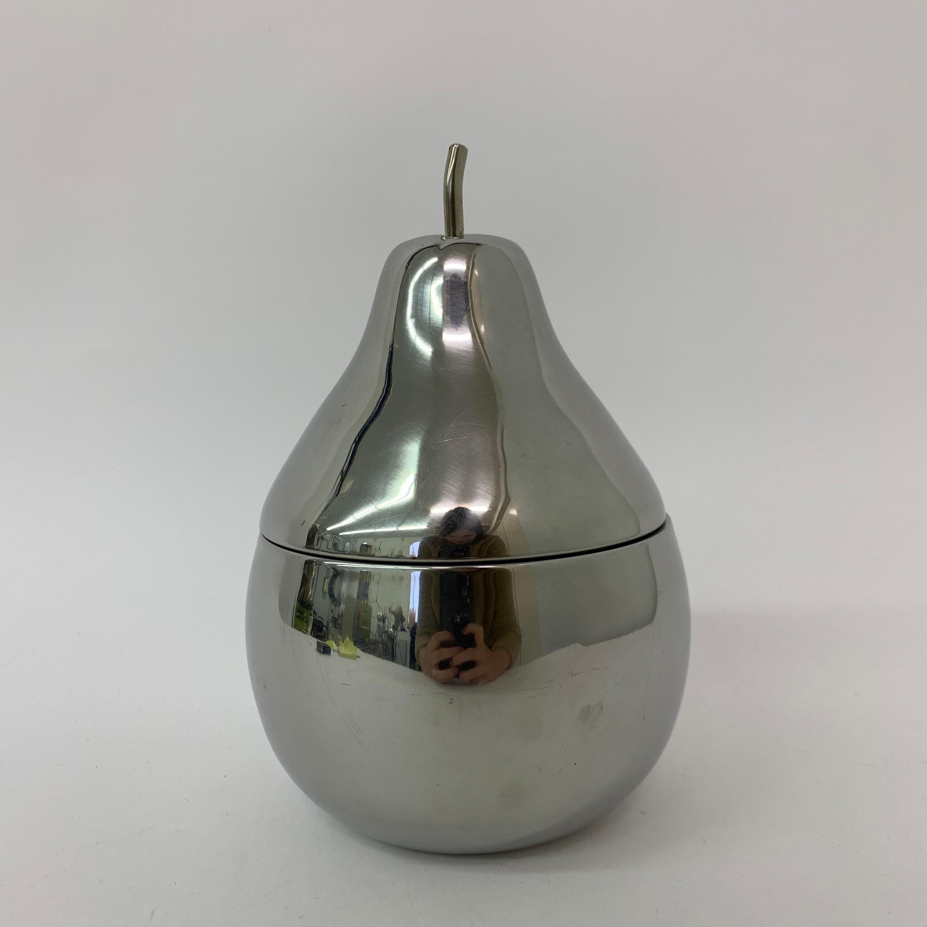 Mid-Century Modern Mid-century pear shaped ice bucket , 1970’s