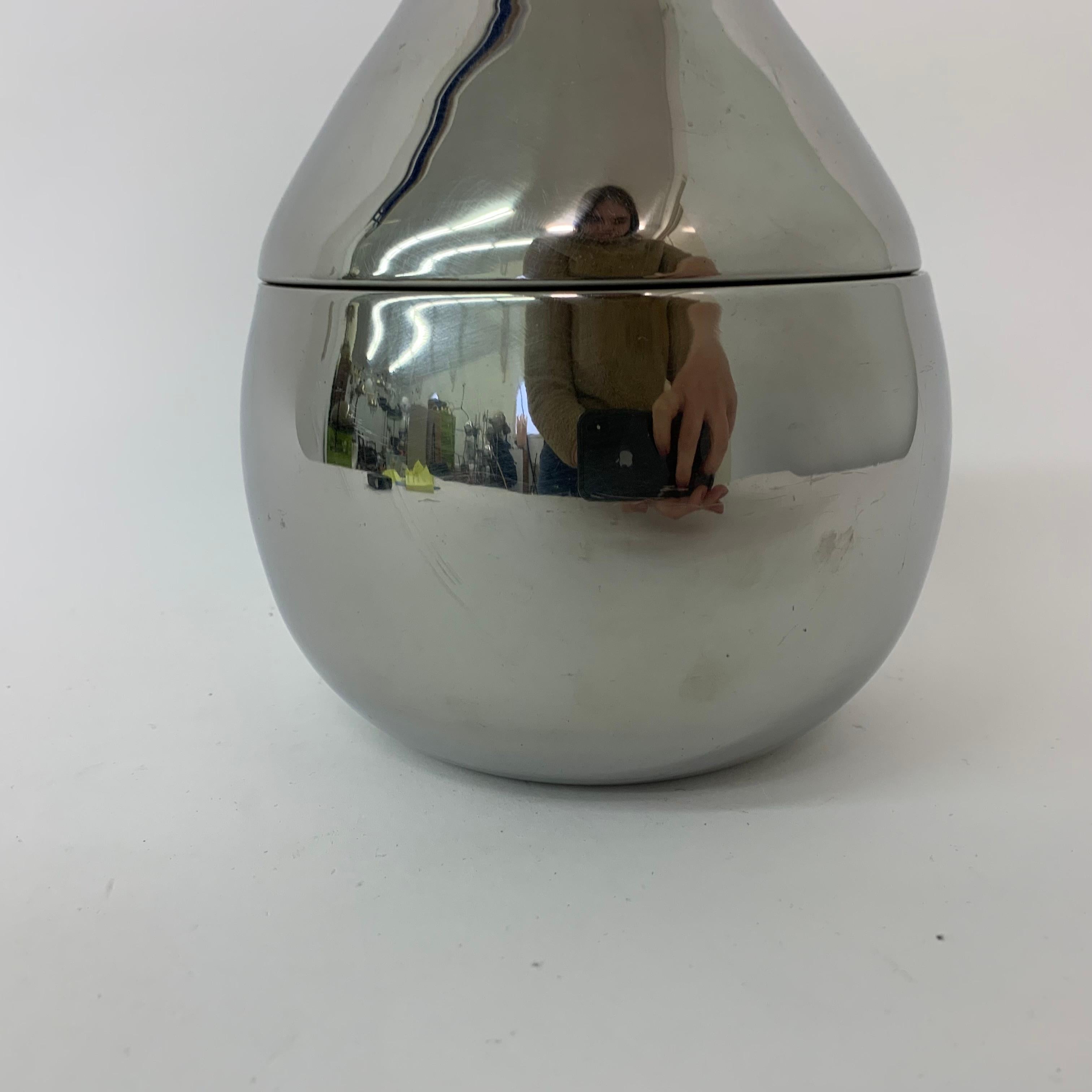 Mid-century pear shaped ice bucket , 1970’s 2