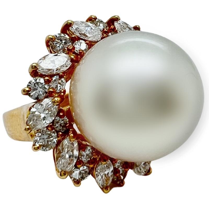 Women's or Men's Mid Century Pearl Diamond 18 Karat Yellow Gold Cocktail Ring