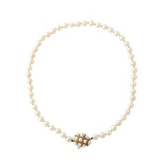Mid-Century Pearl & Gold Necklace with Cross hatch Design Clasp