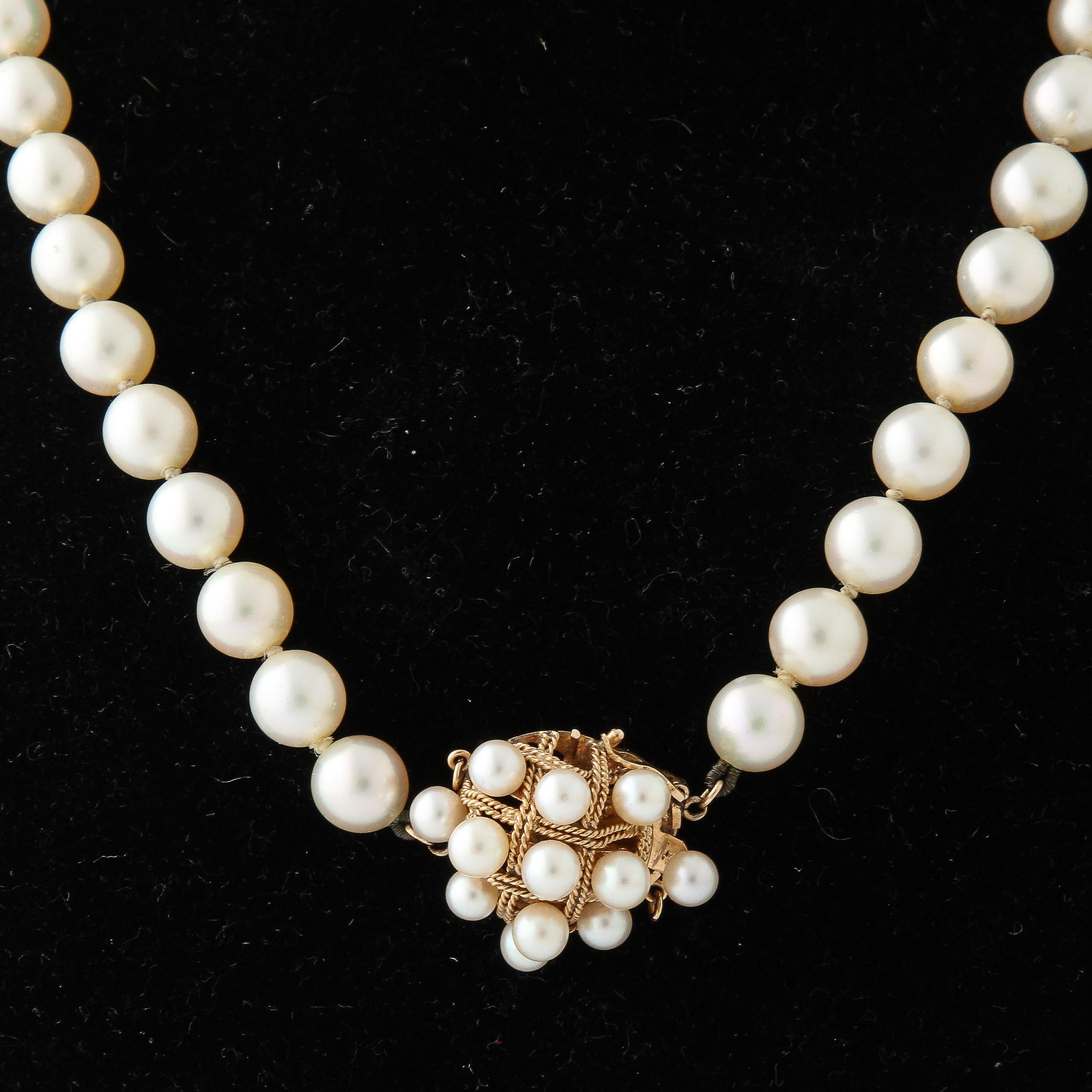 Bead Mid-Century Pearl & Gold Necklace with Cross hatch Design Clasp  For Sale
