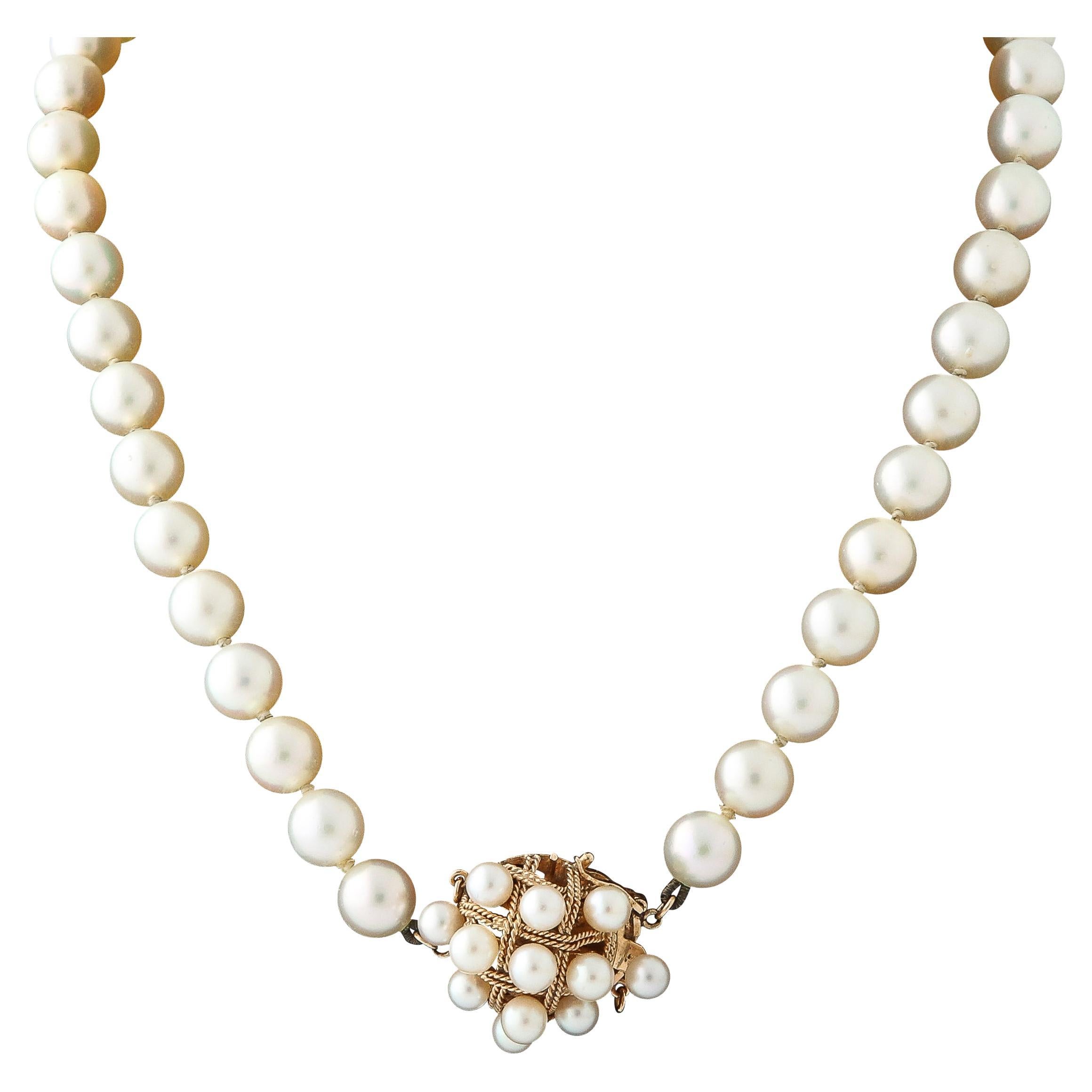 Mid-Century Pearl & Gold Necklace with Cross hatch Design Clasp 