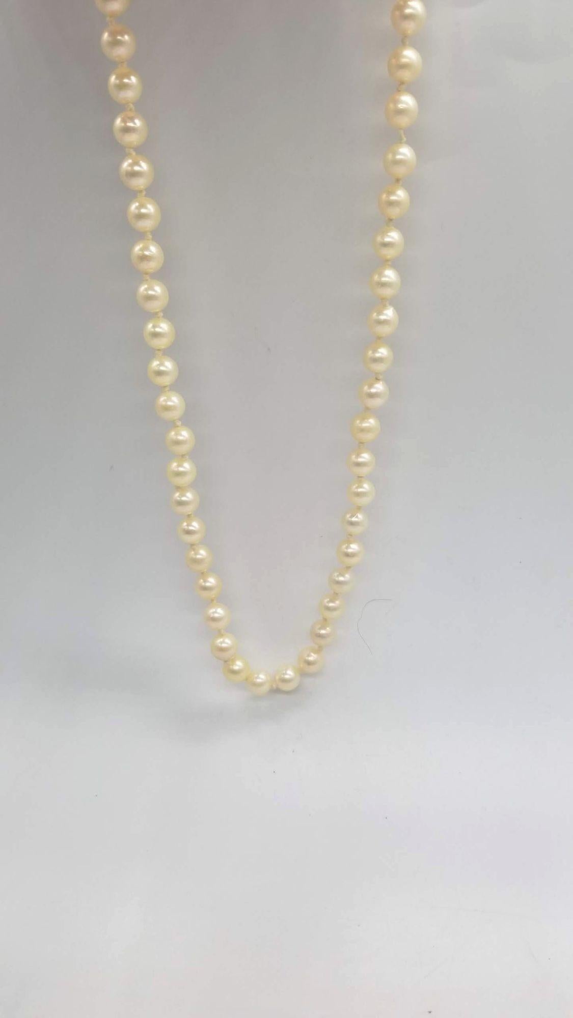 Mid Century Pearl Necklace For Sale 1