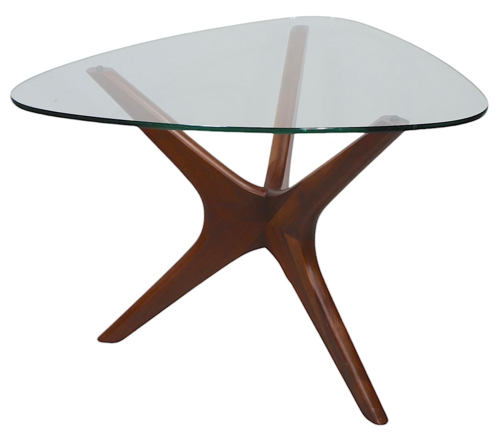 Mid-Century Modern Mid Century Pearsall Jack Base Guitar Pick Top Side Table