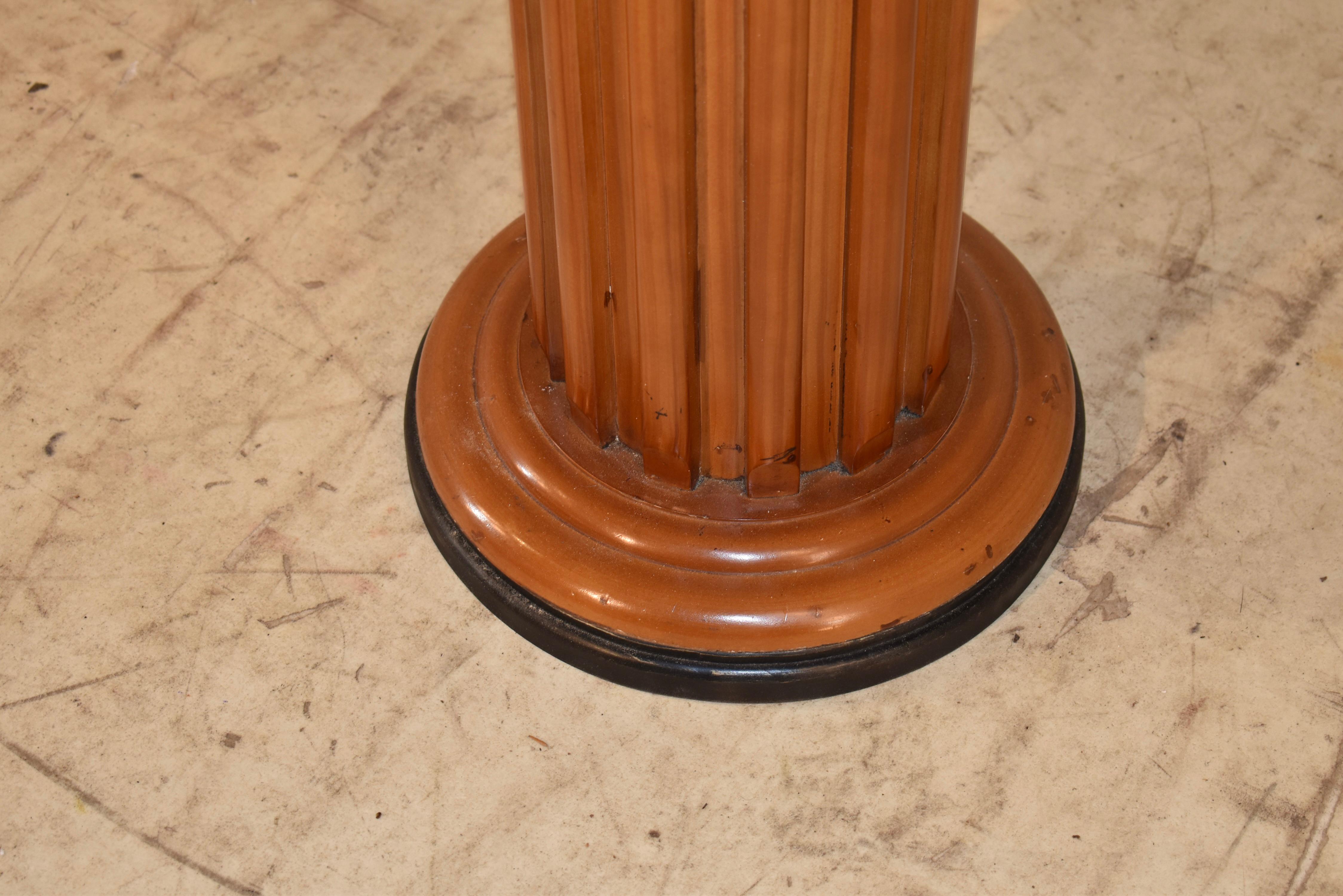Pedestal de mediados de siglo , Circa 1960's Composición en venta