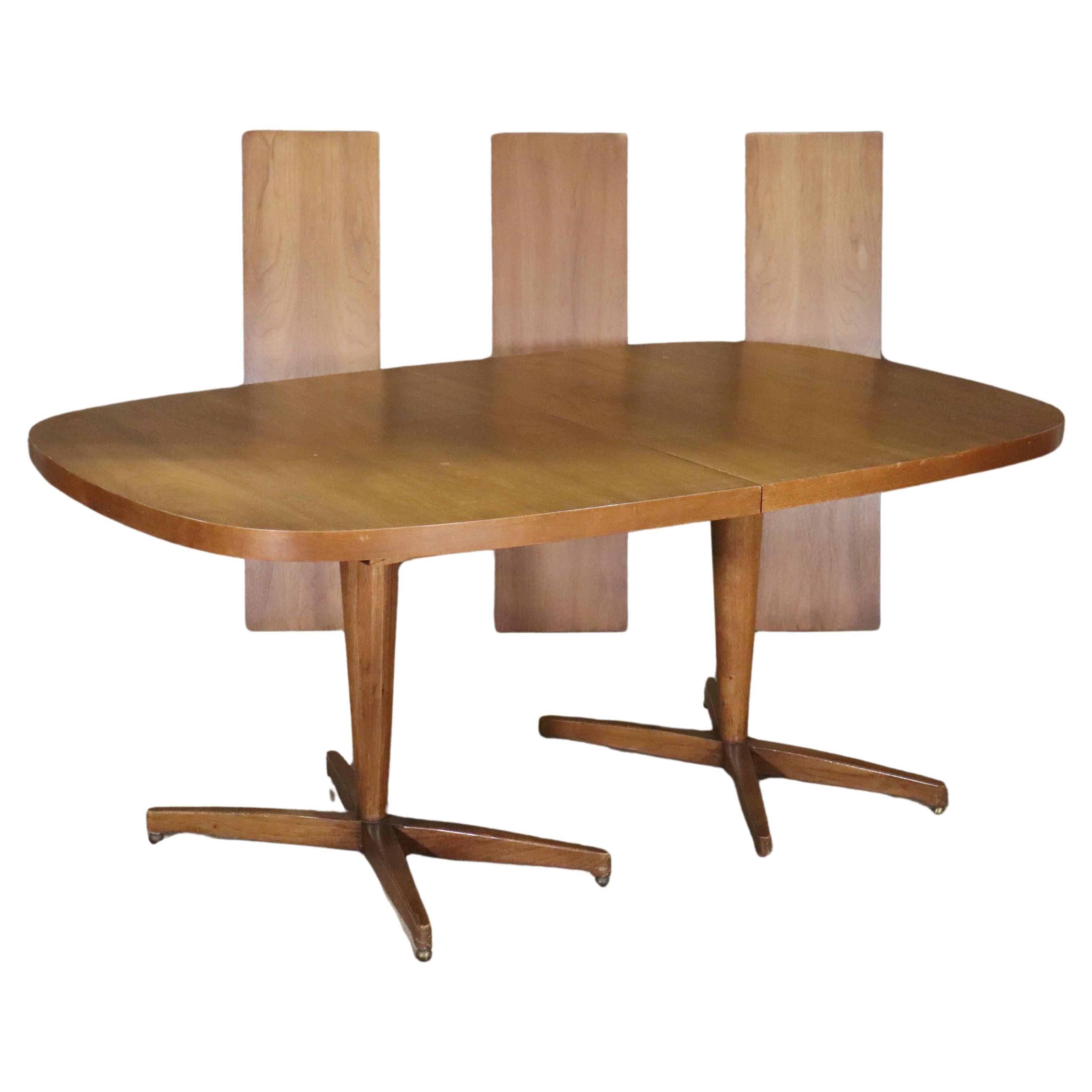 Mid-Century Pedestal Dining Table For Sale
