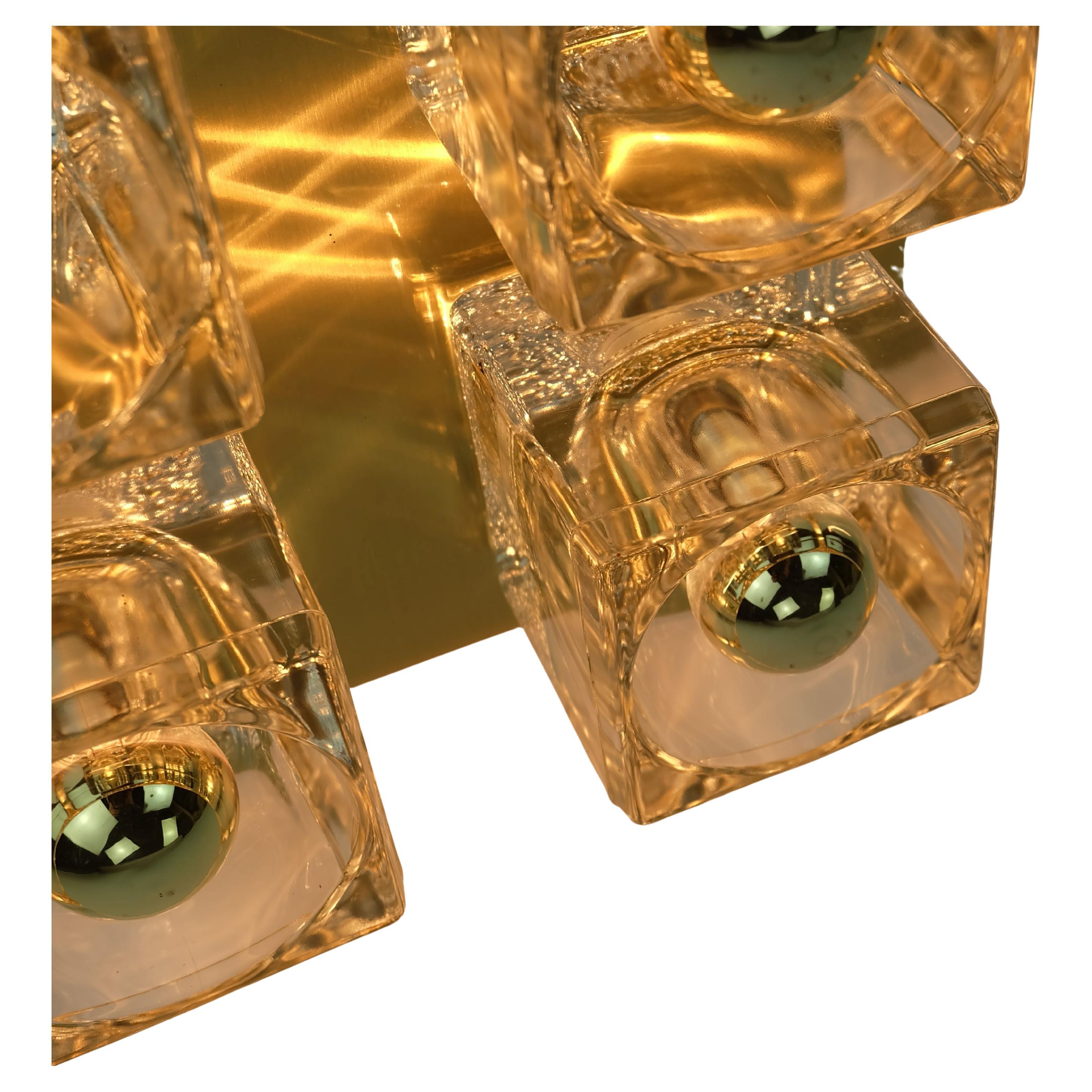 lámpara de techo de latón peill
putzler de mediados de siglo con 4 cubos de cristal años 60/70