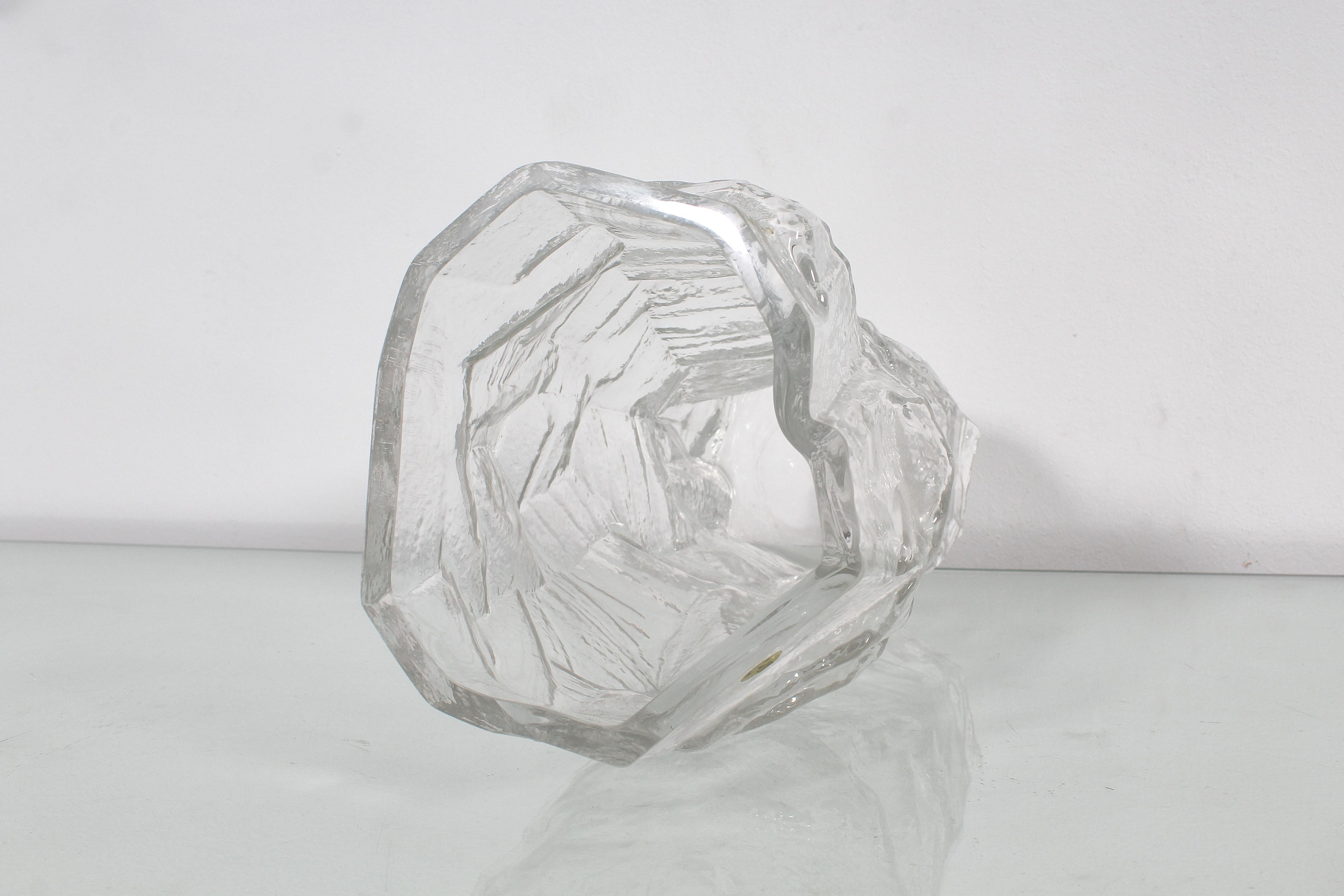 Midcentury Peill & Putzler Thick Glacier Glass Vase, Germany, 1970s For Sale 3