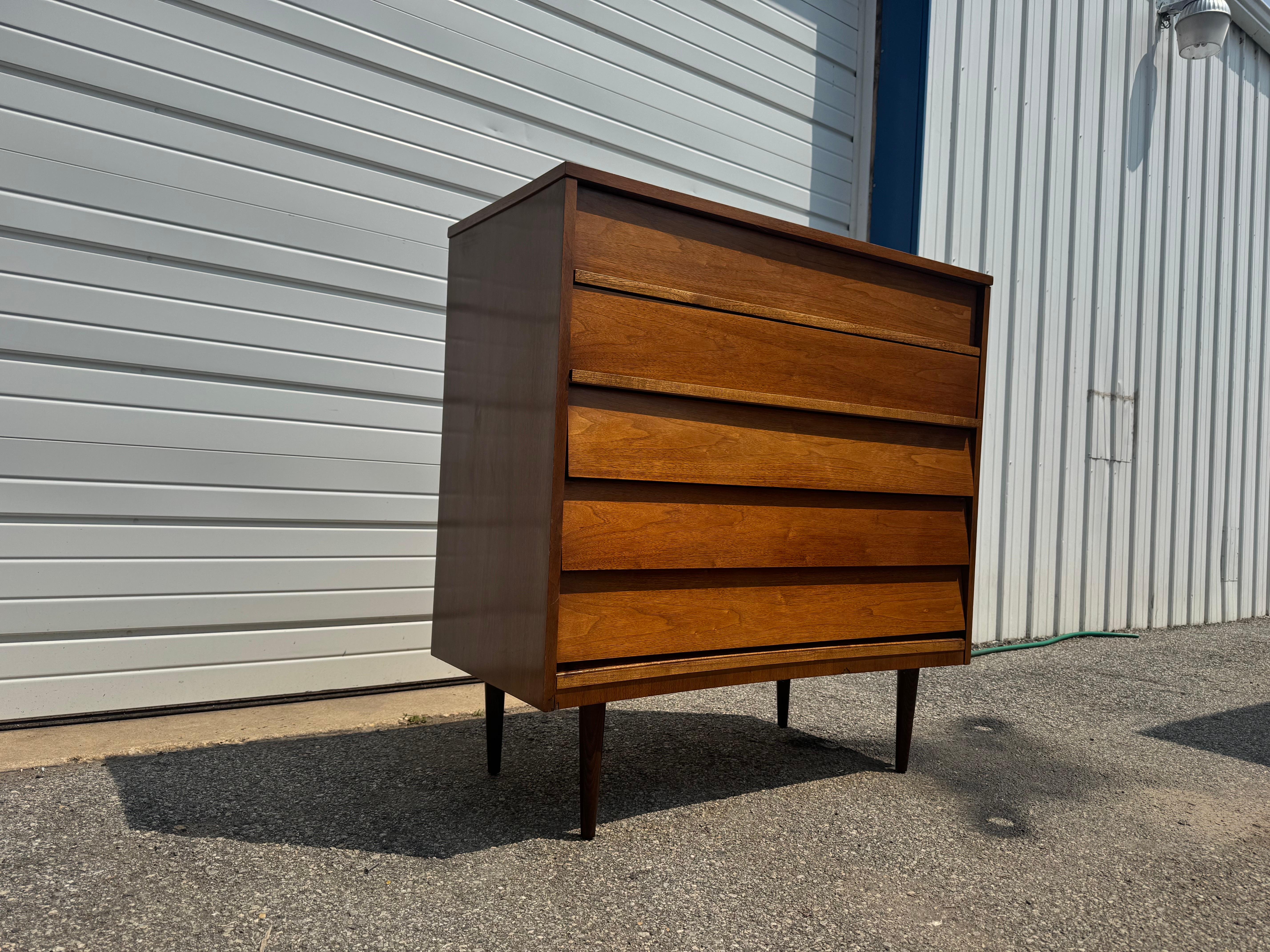 American Mid-Century Pencil Leg Tall Dresser/Chest by Dixie For Sale
