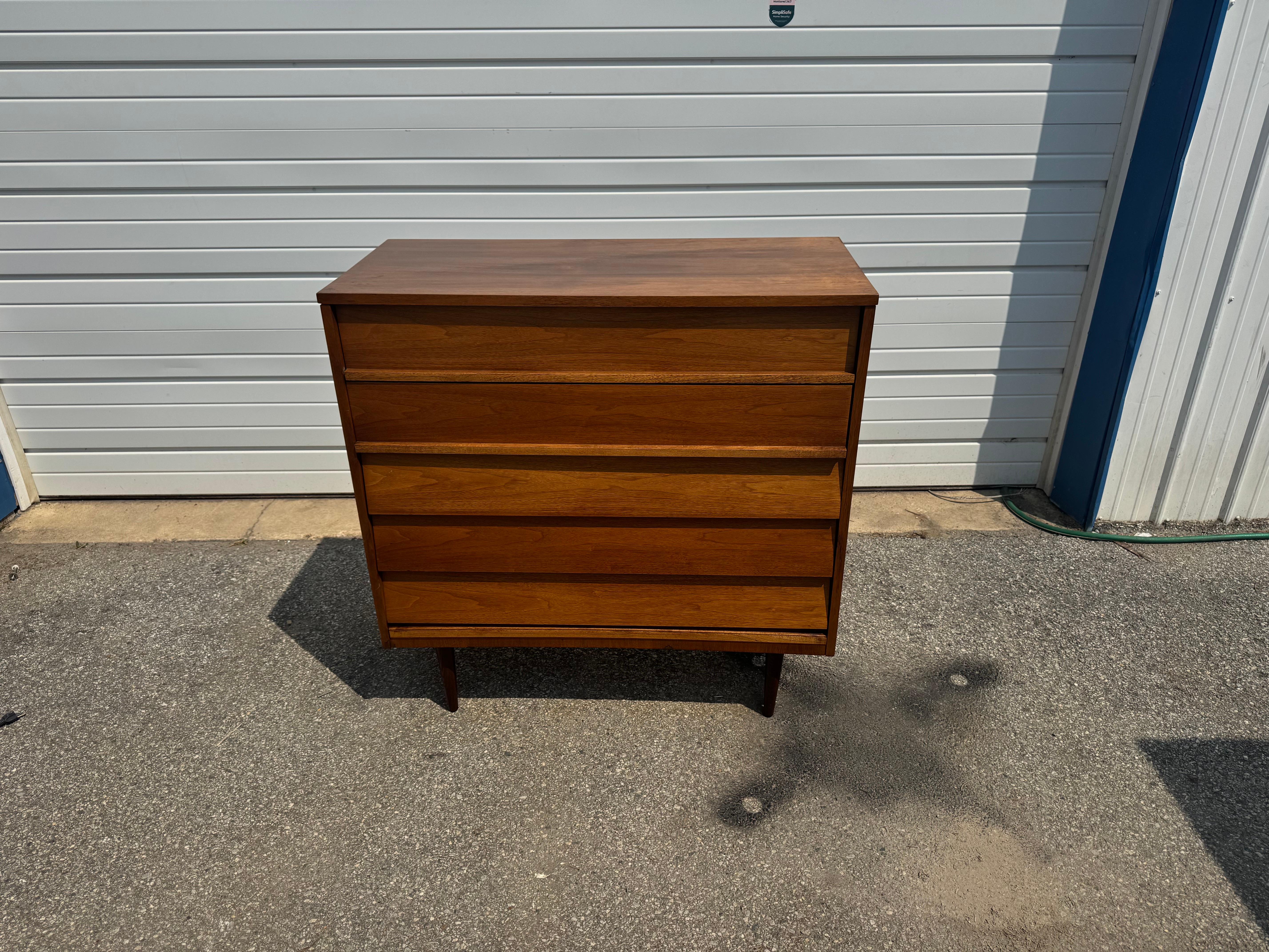 Mid-Century Pencil Leg Tall Dresser/Chest by Dixie In Good Condition For Sale In Wilmington, DE