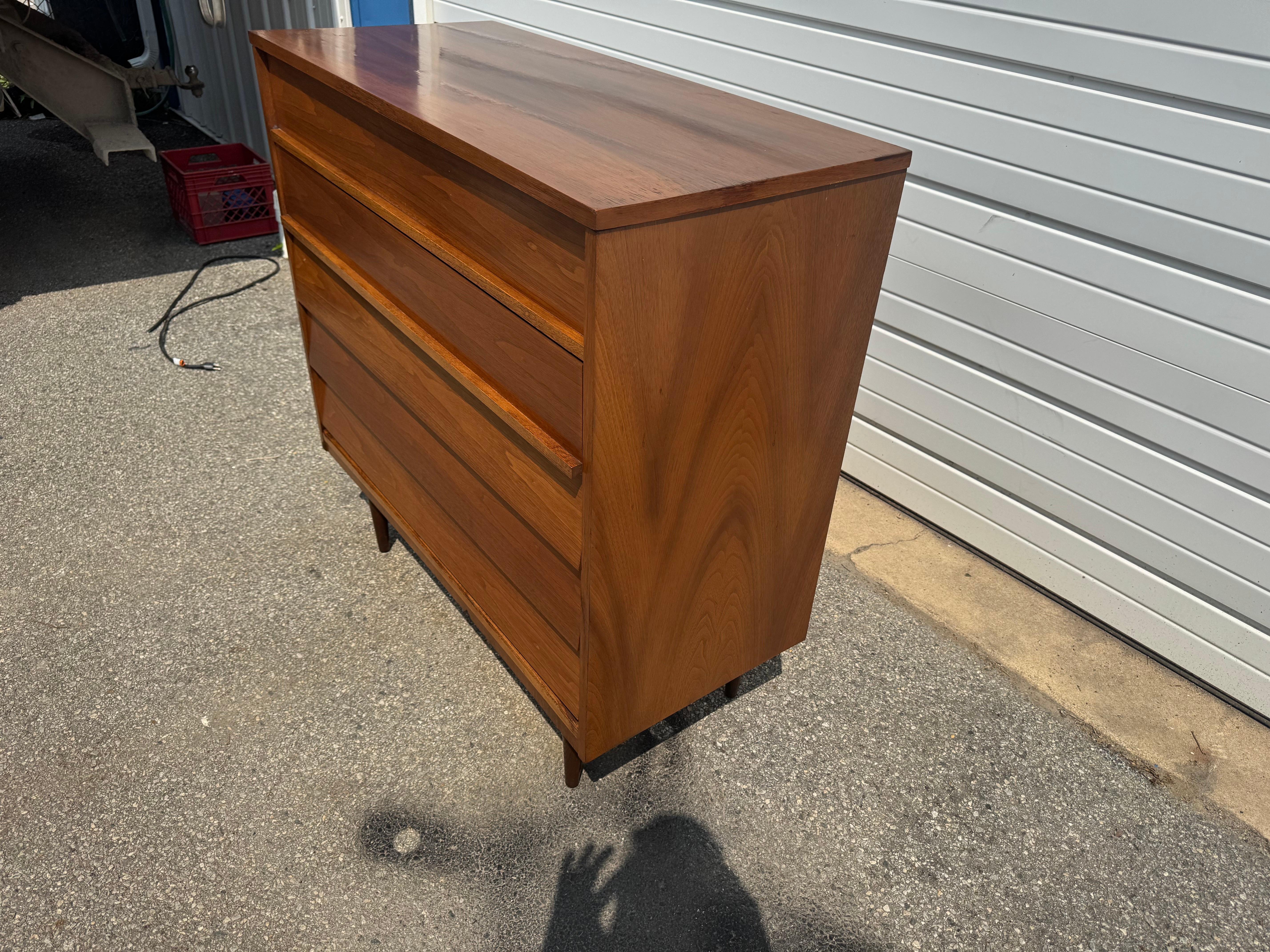Walnut Mid-Century Pencil Leg Tall Dresser/Chest by Dixie For Sale