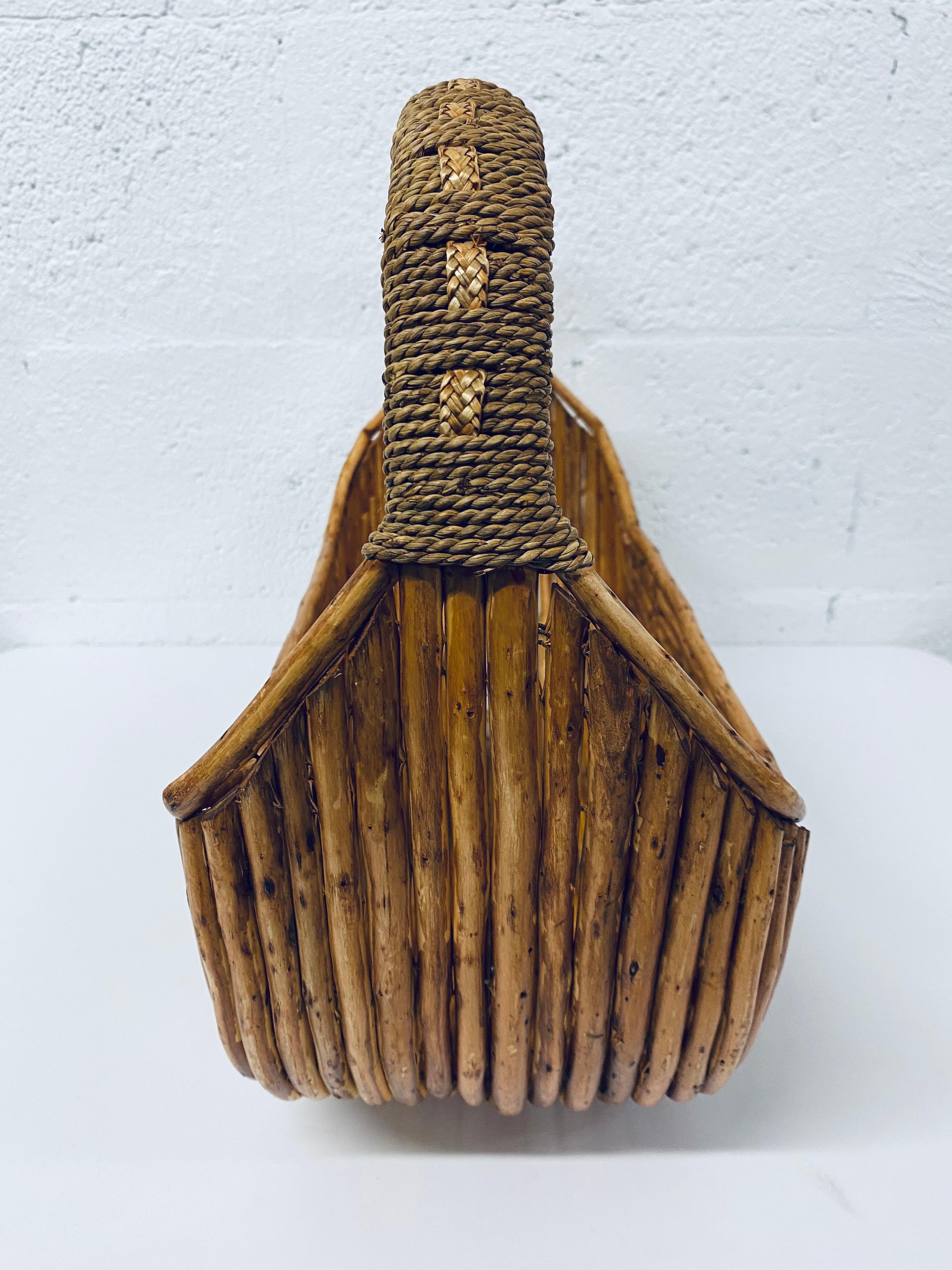 Midcentury Pencil Reed Basket with Woven Handle, 1970s In Good Condition In Miami, FL