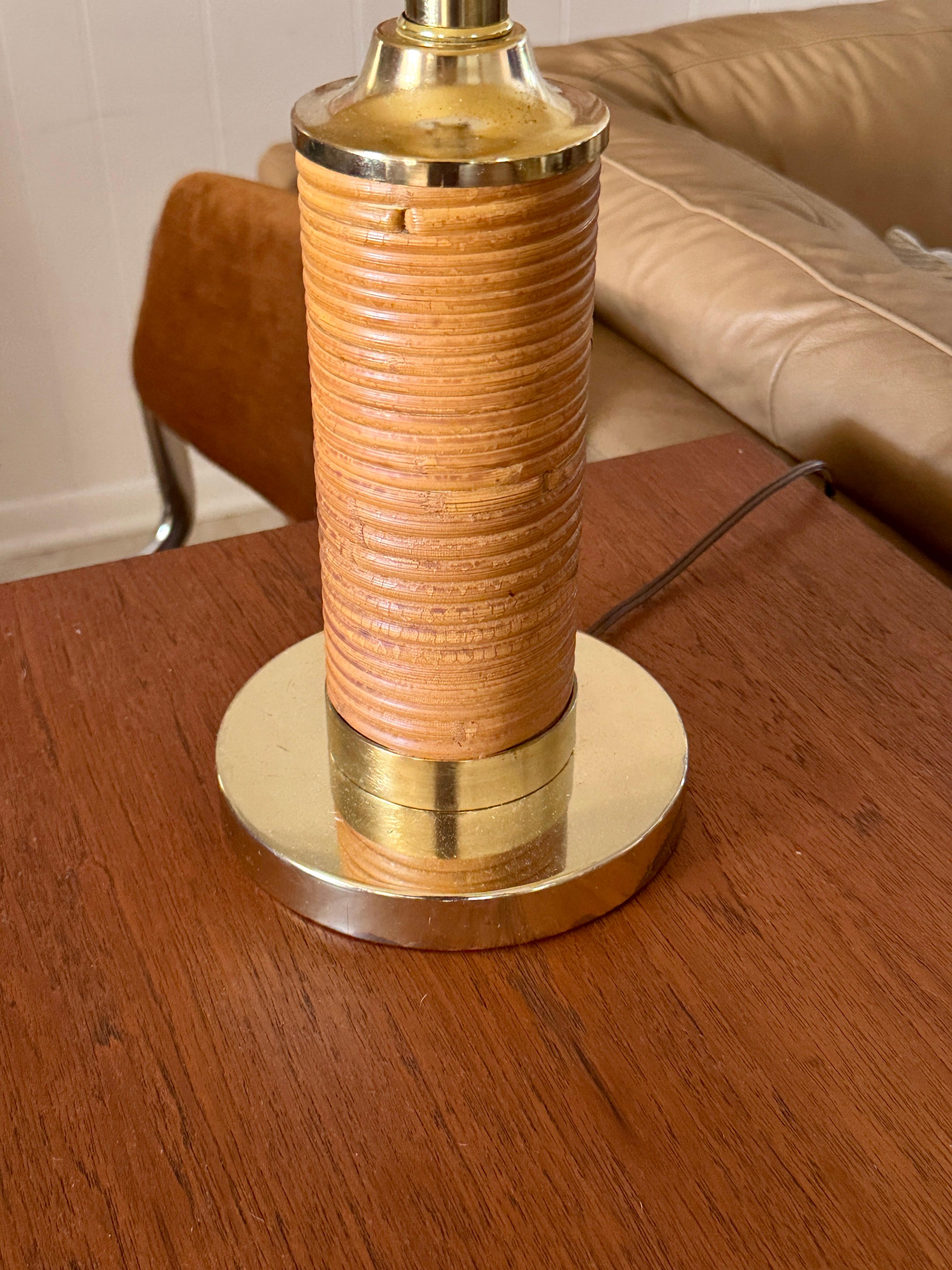 Bambou Lampe de table en roseau du milieu du siècle dans le style de Gabriella Crespi, vers les années 1970. en vente