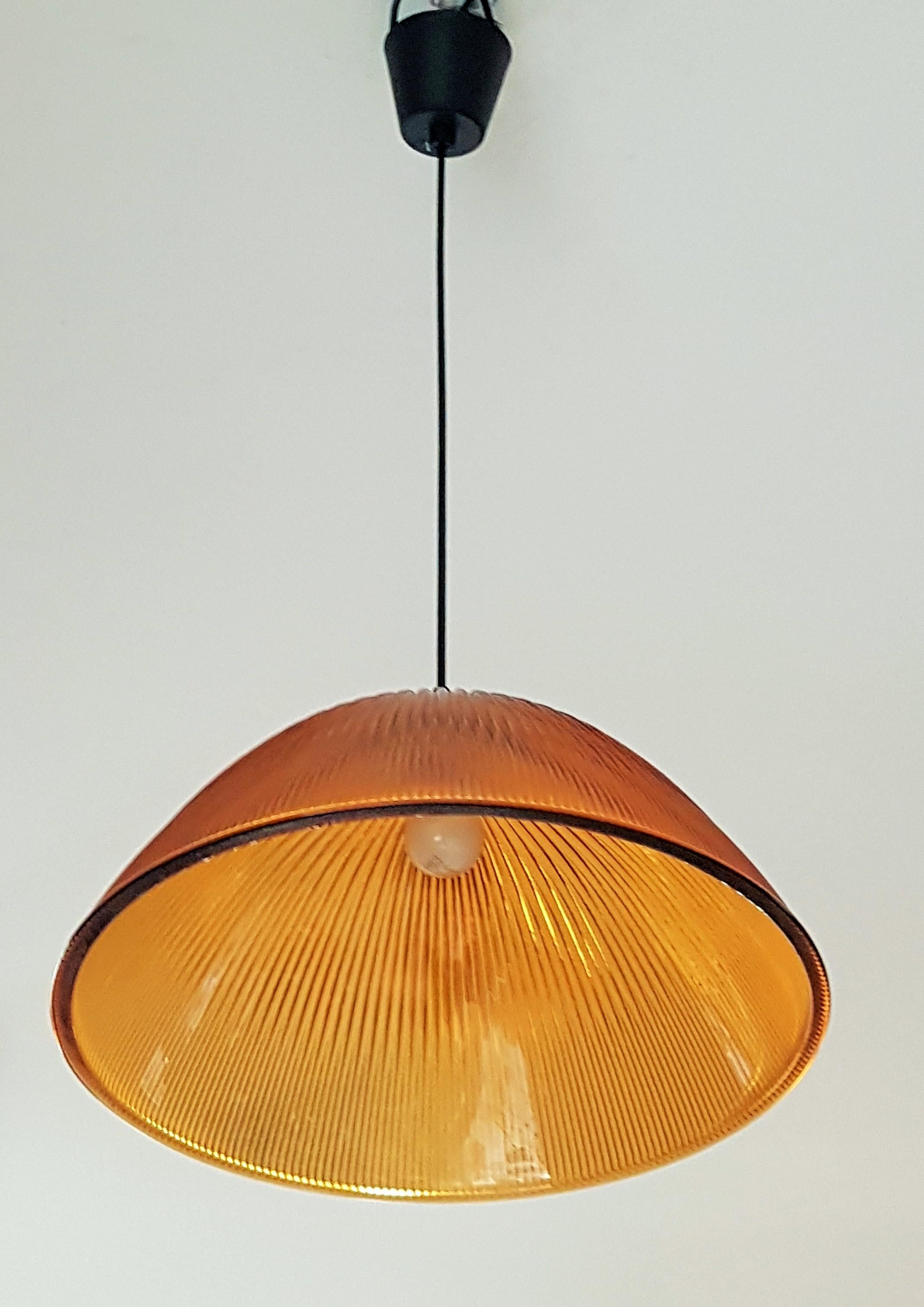 Mid-Century-Hängelampe-Kronleuchter Holophane, Italien 1960er Jahre im Angebot 10
